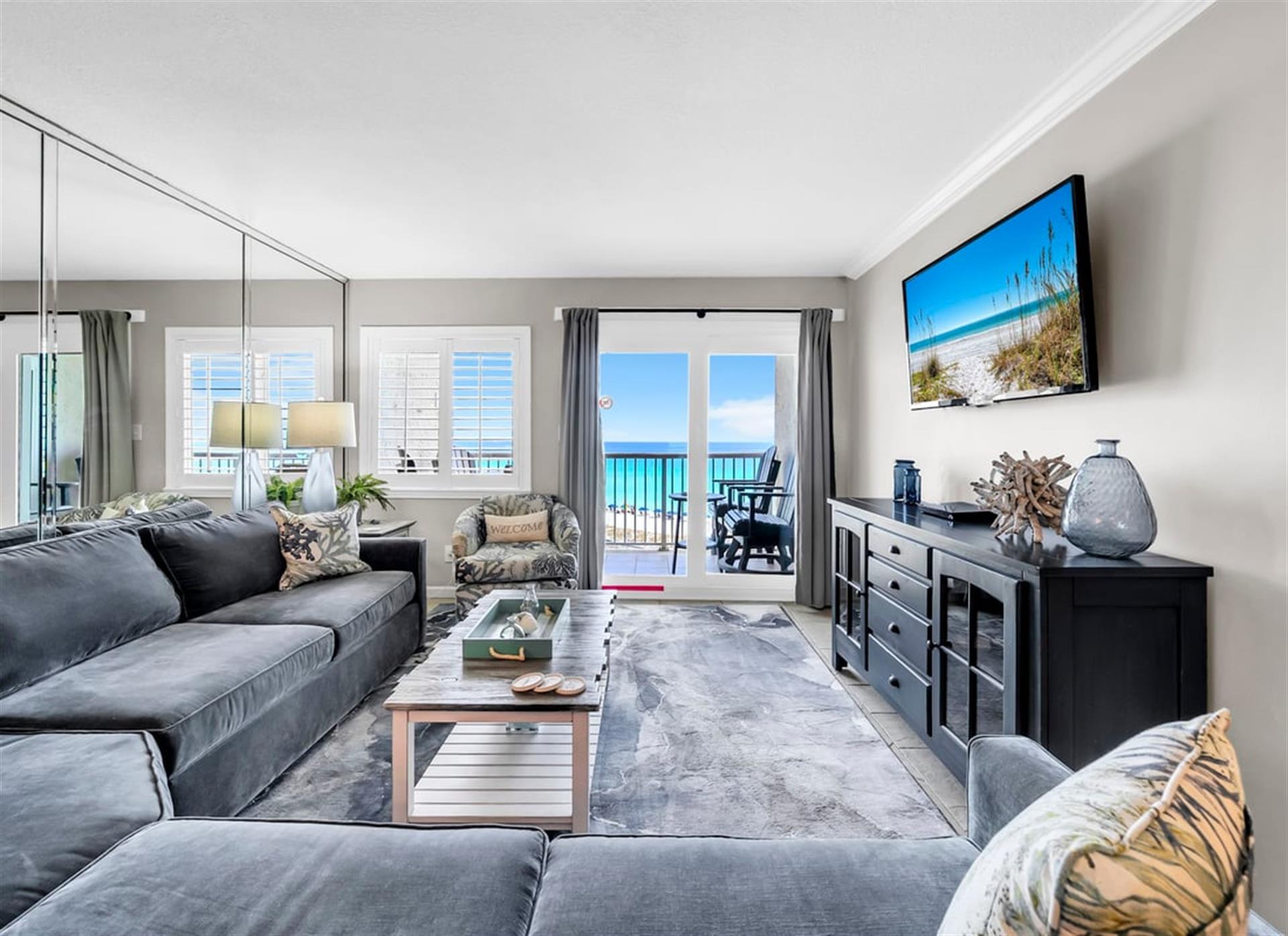 Living Room with Sectional to accommodate guests