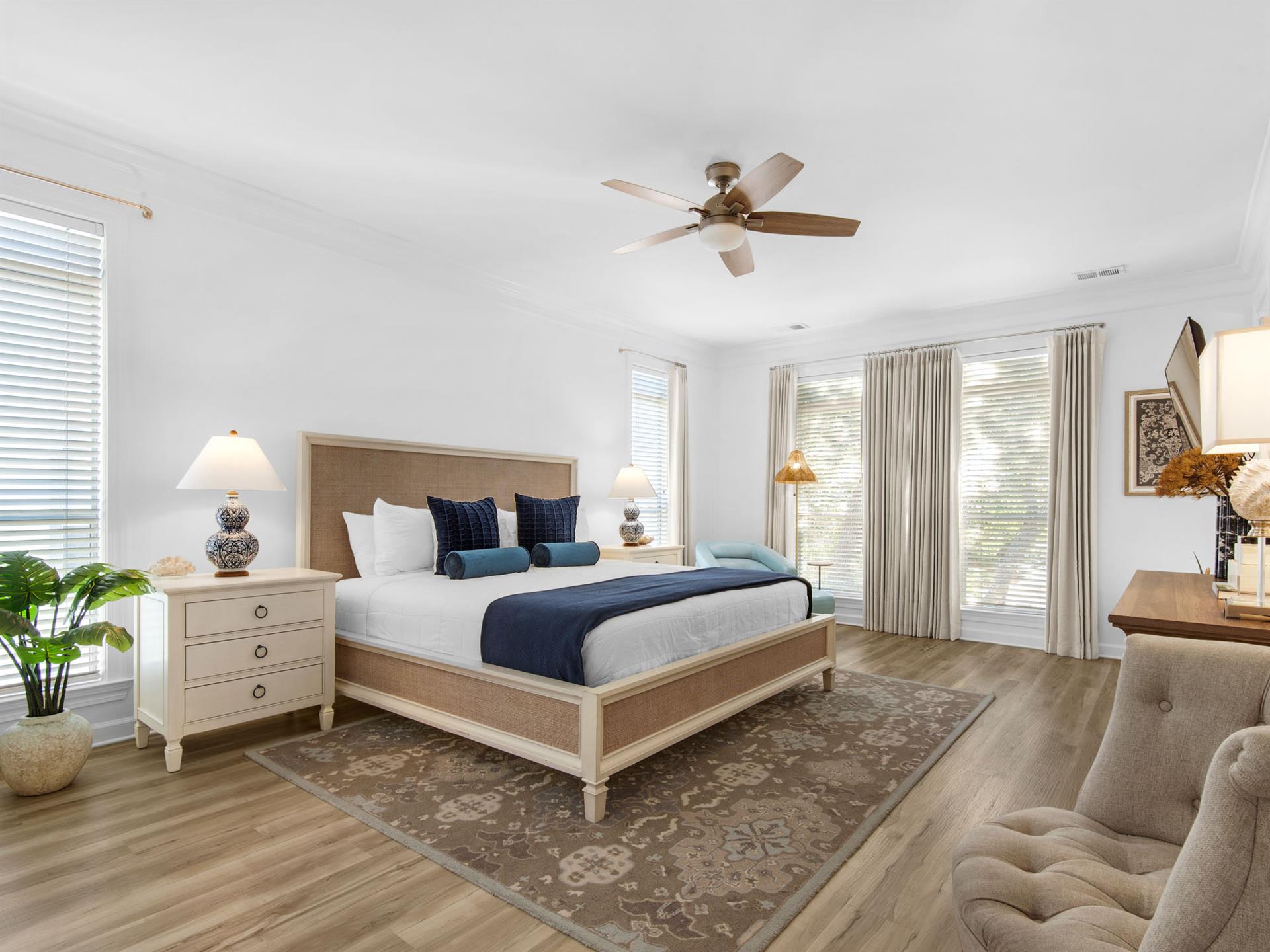 Bedroom 1 with King Size Bed