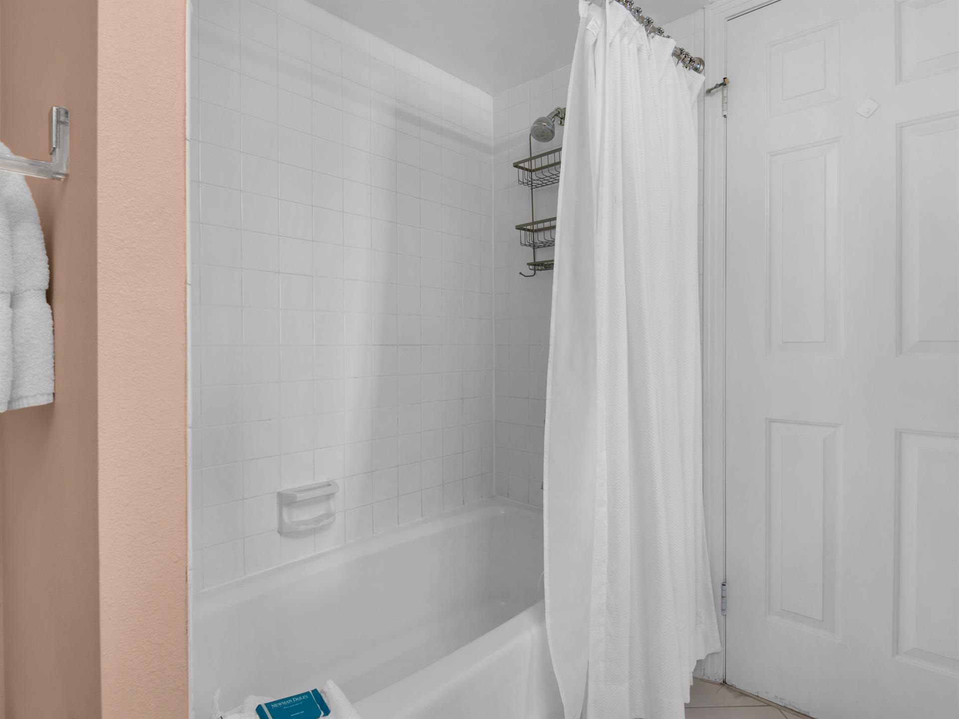 Tub Shower Combo in Bathroom 2