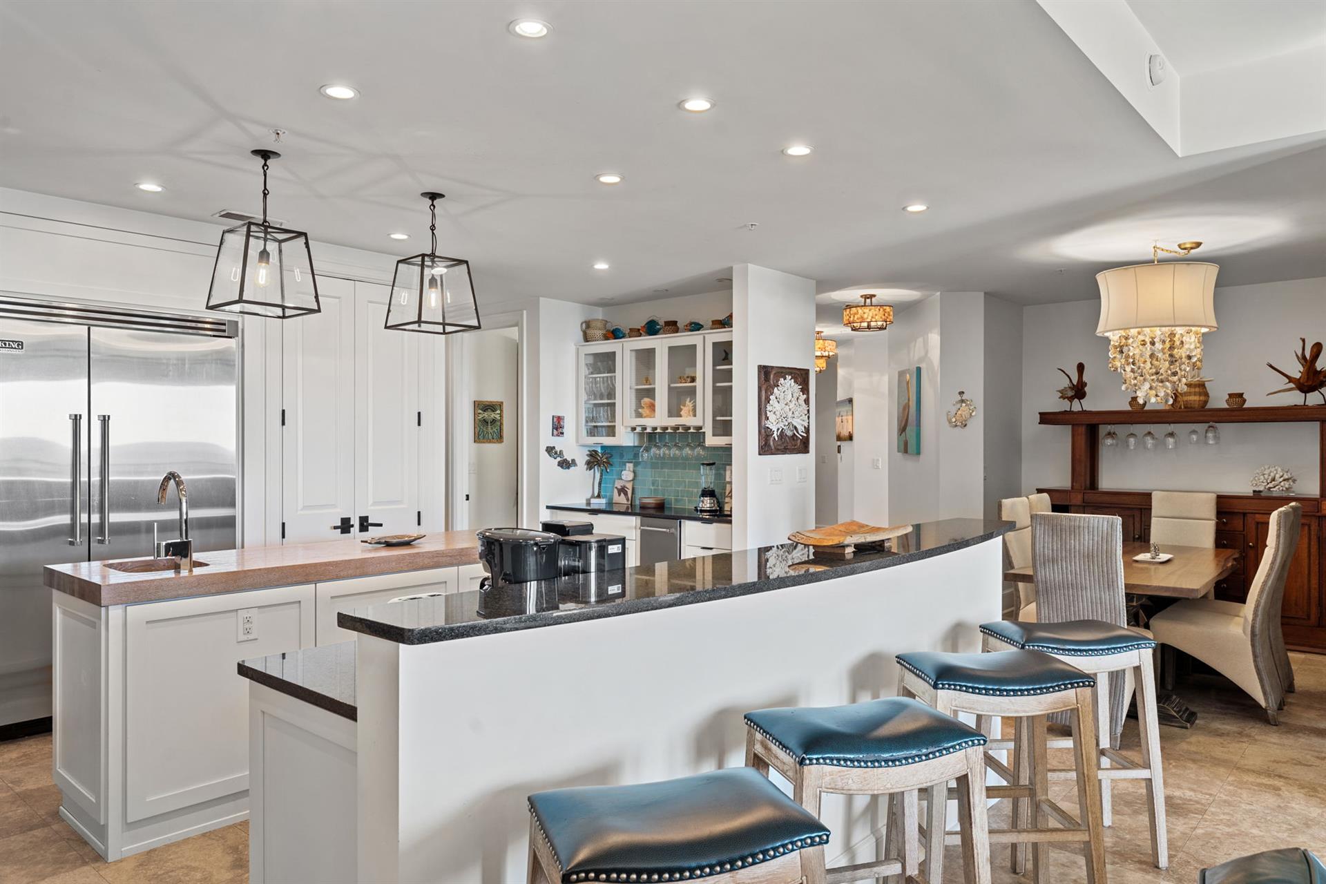 Kitchen with Bar Seating for 4