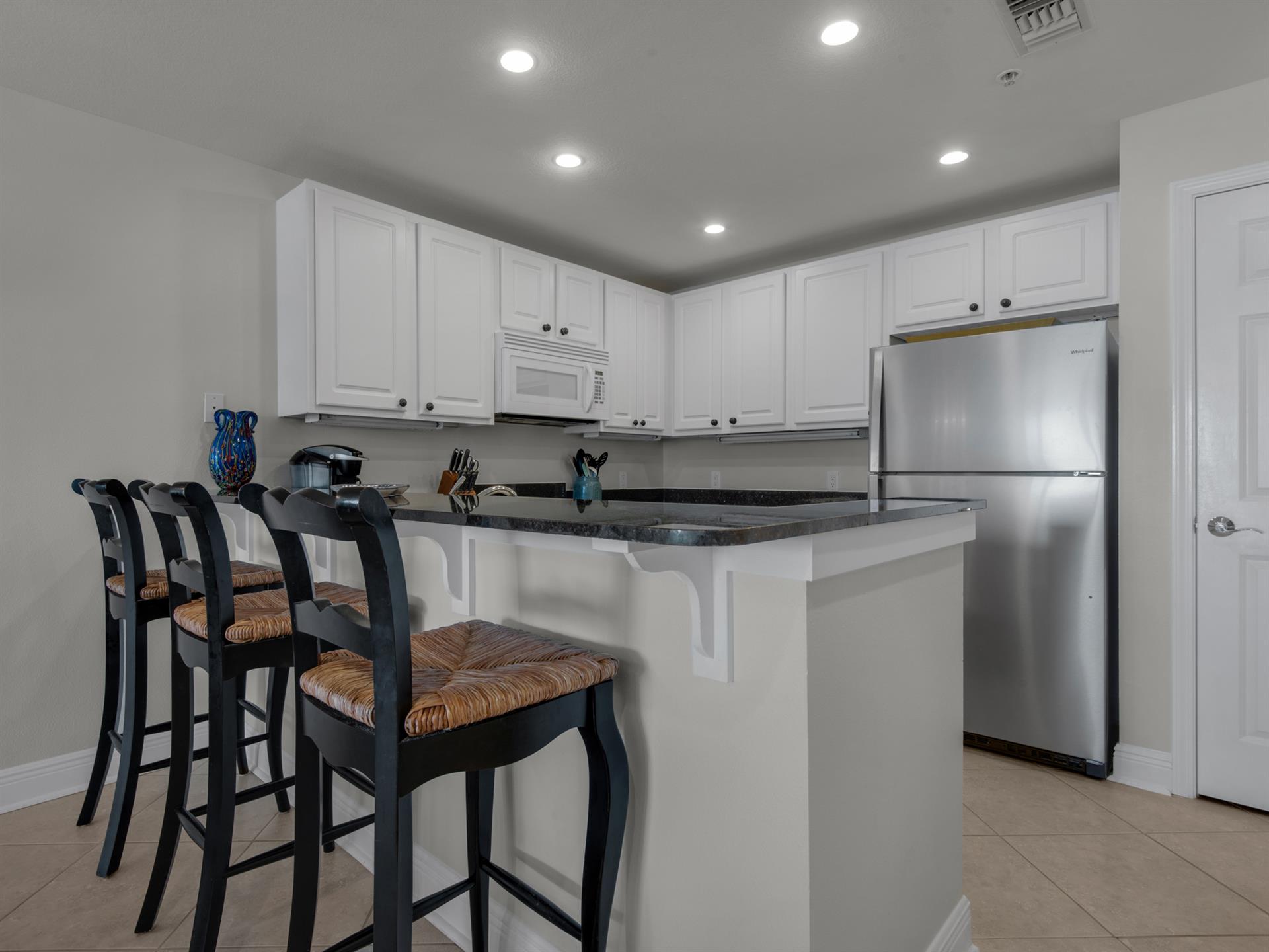 Breakfast bar and Kitchen area
