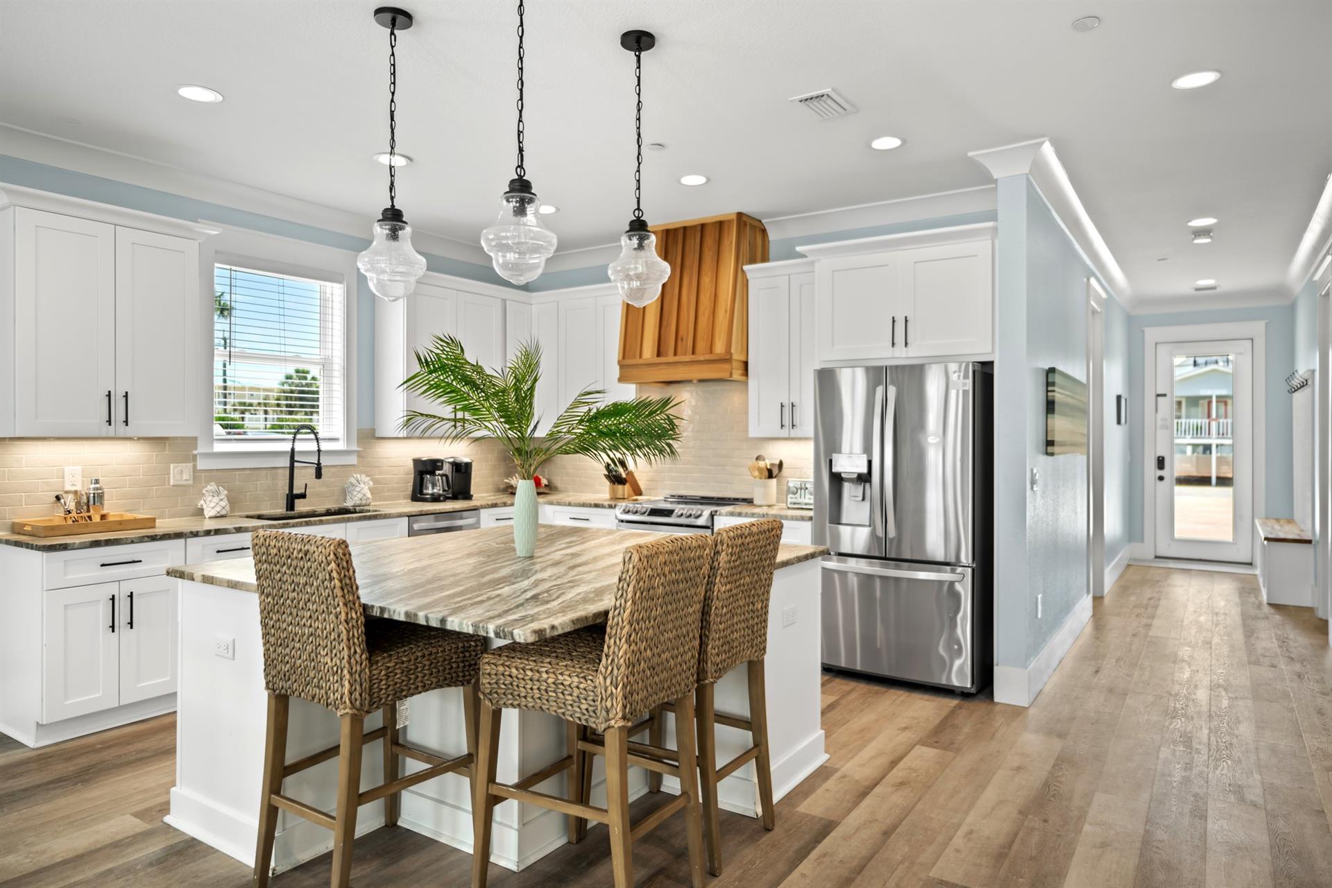 Fully equipped Kitchen for making meals with memories.