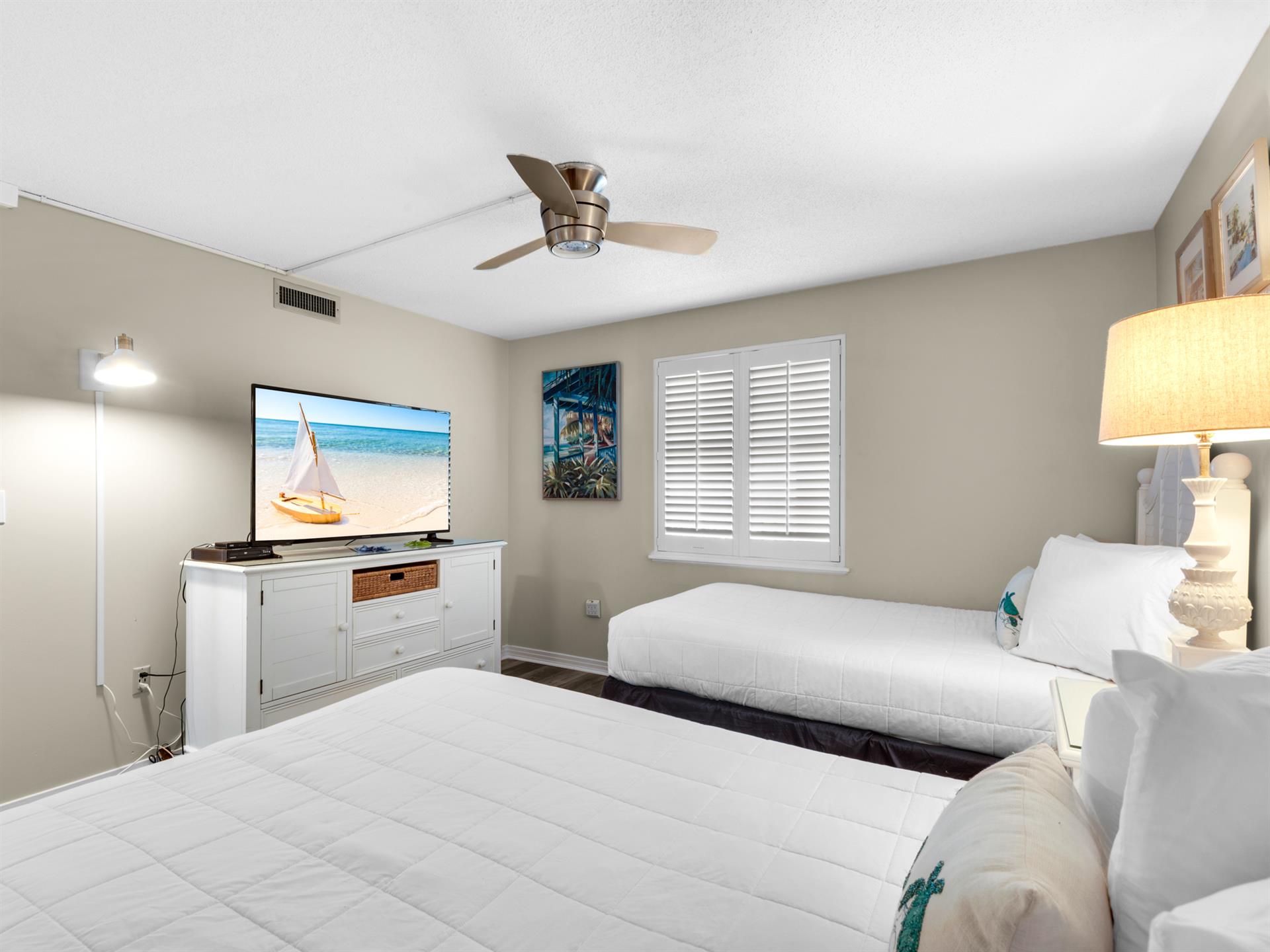 Bedroom 2 with Flat Screen TV