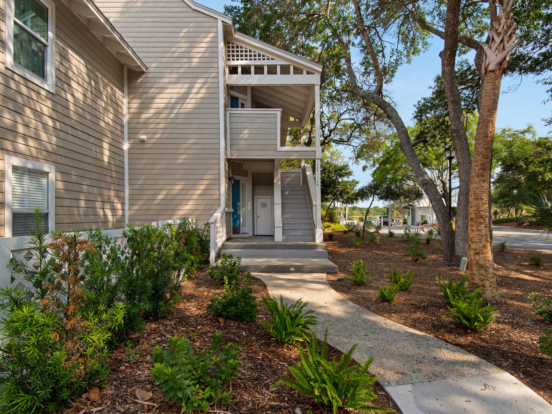Walkway to Cottage 126