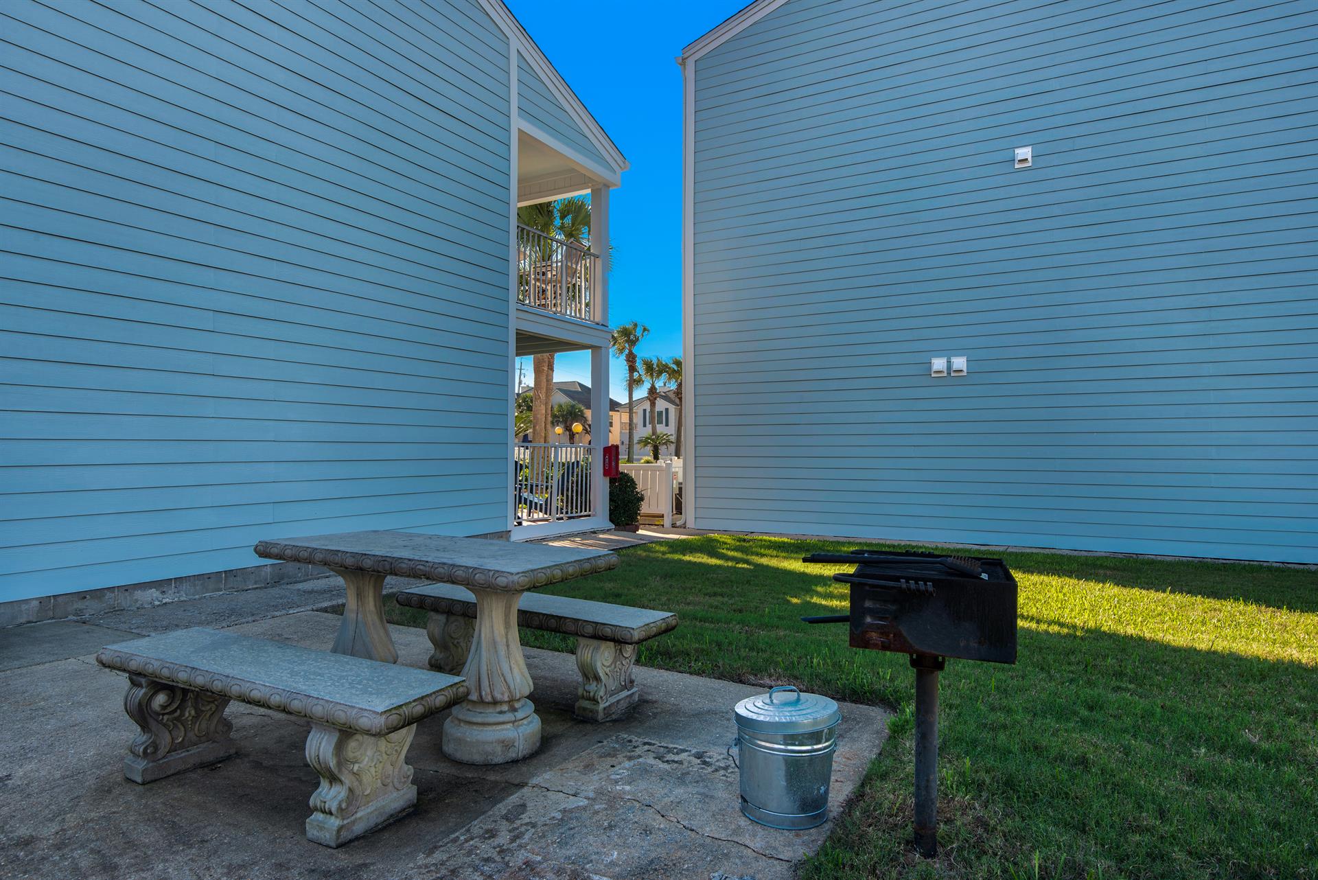 Complex Grill Area