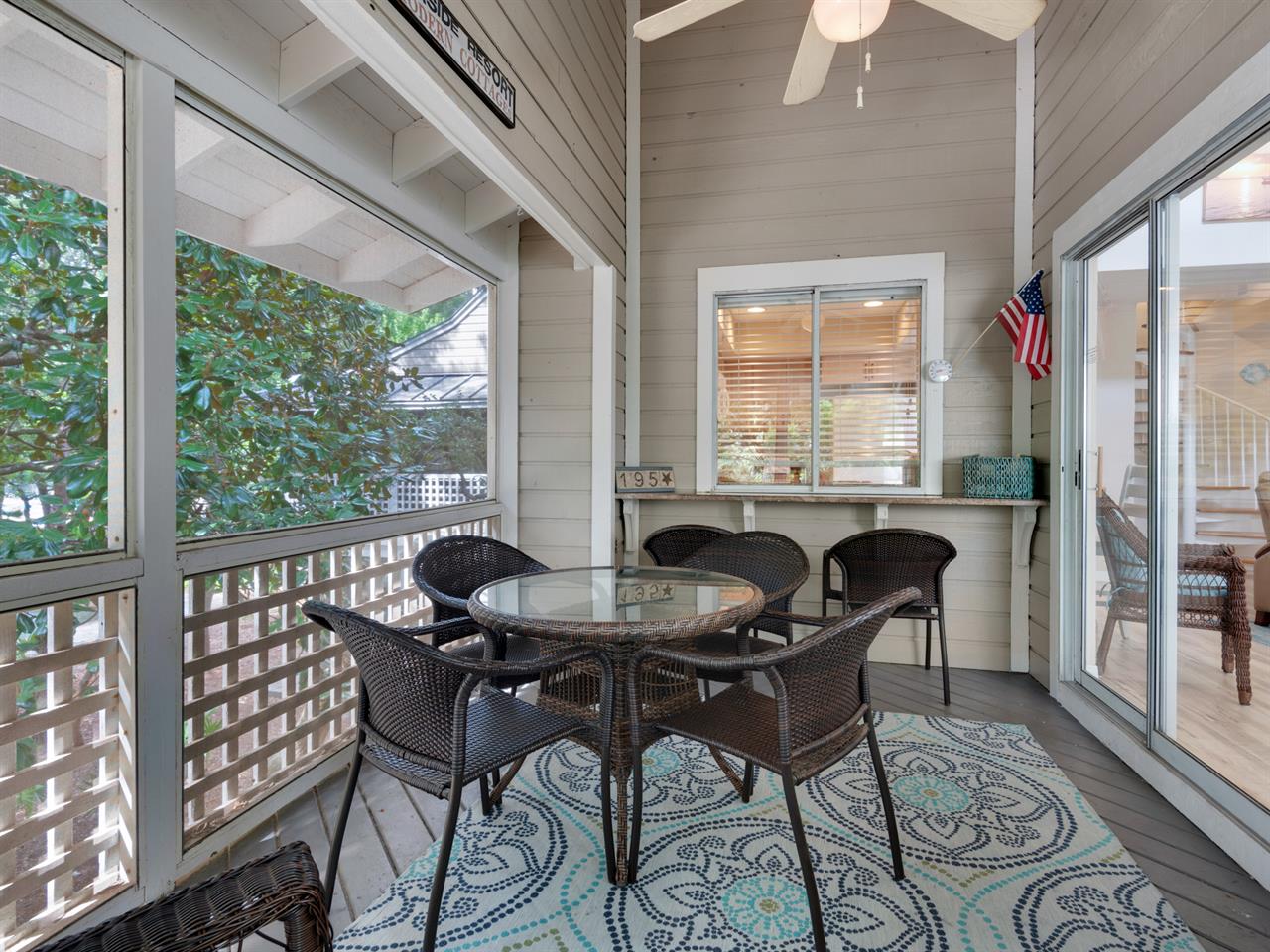 Private Screened Porch