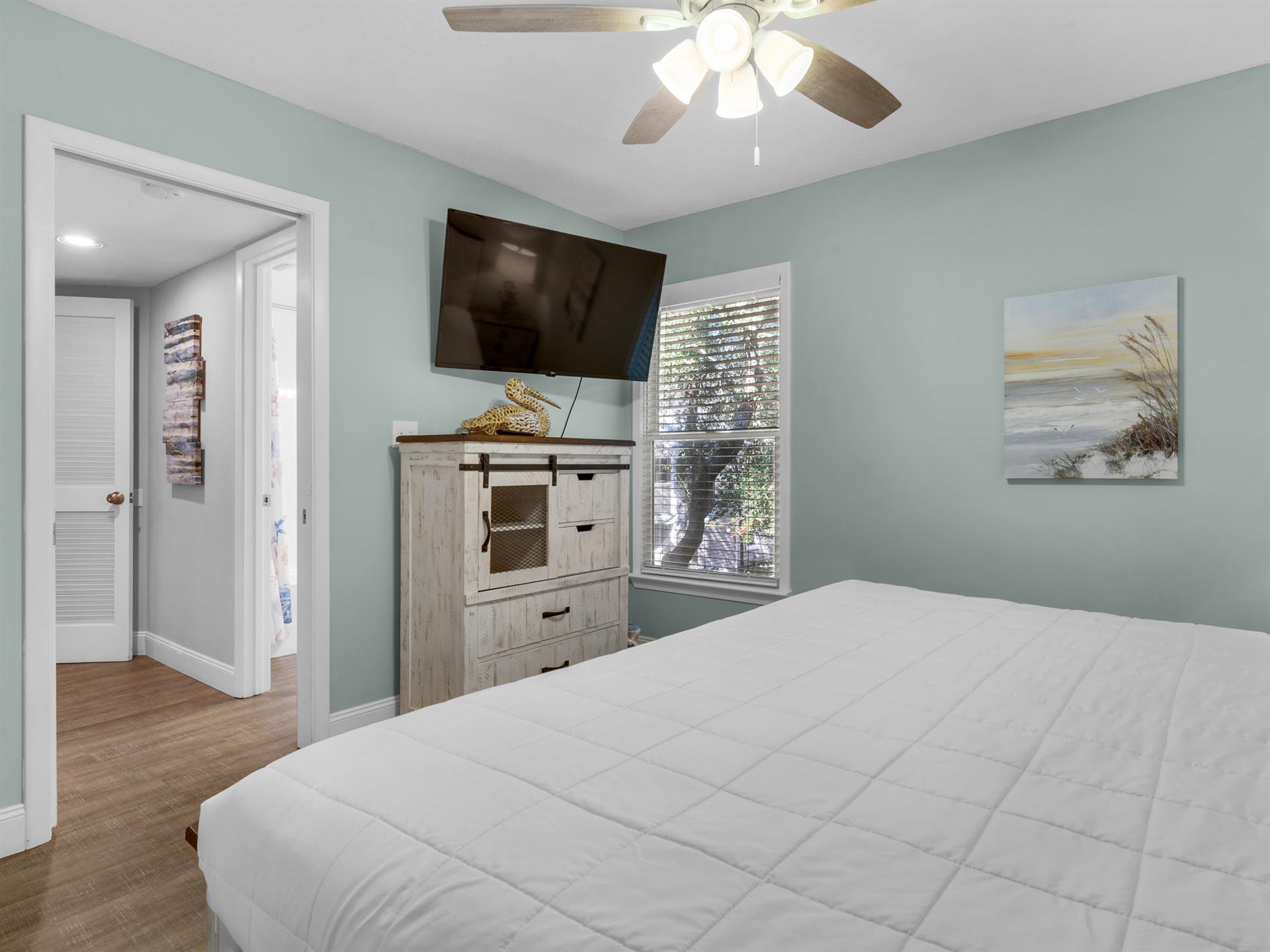 Bedroom 2 With Flat Screen TV