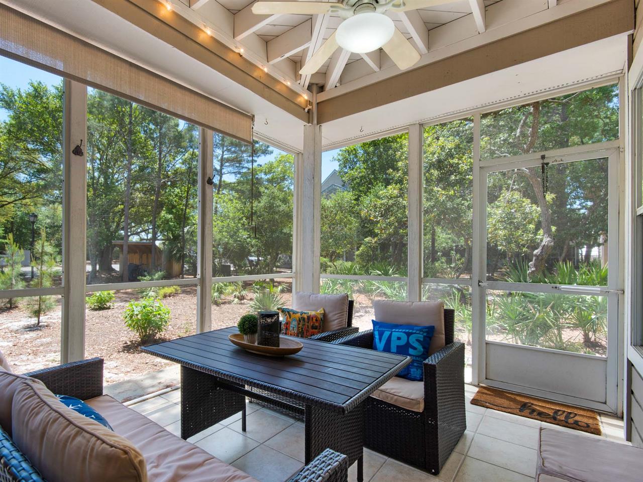Private Screened Porch
