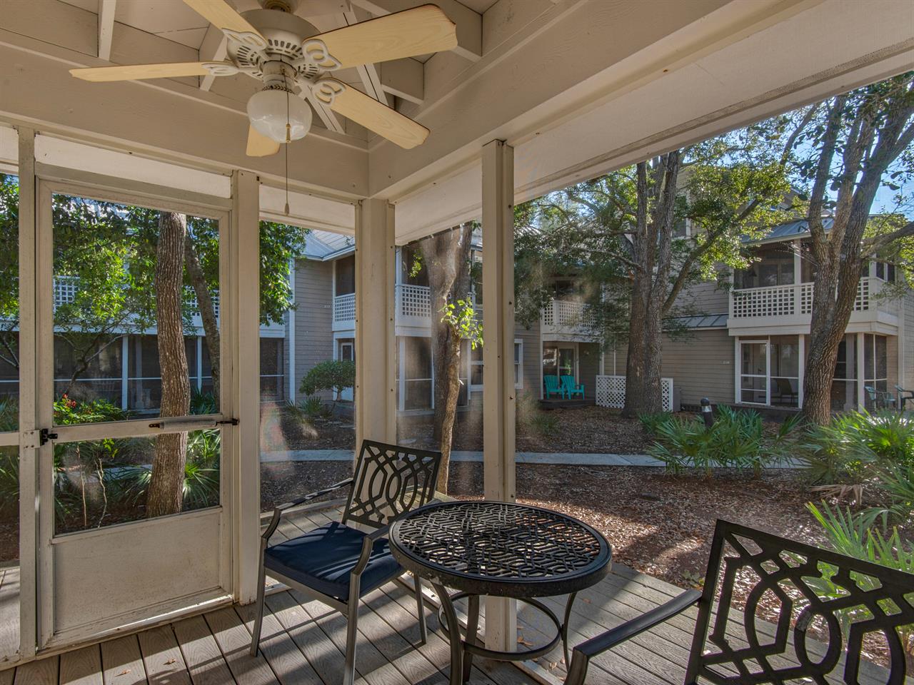 Private Screened Porch