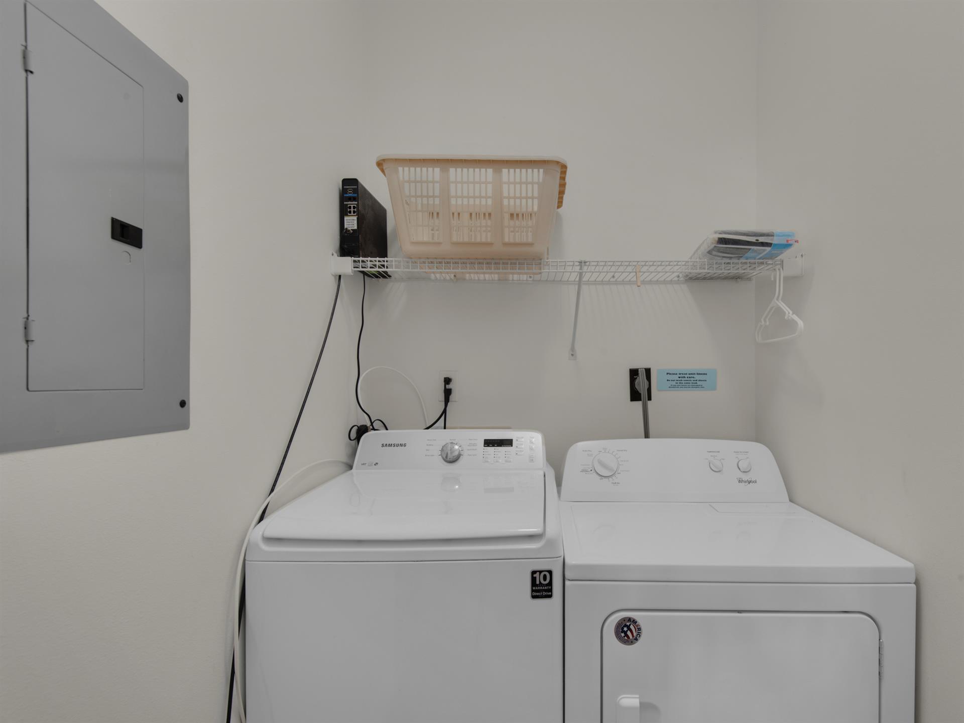 Full Size Washer and Dryer In Unit