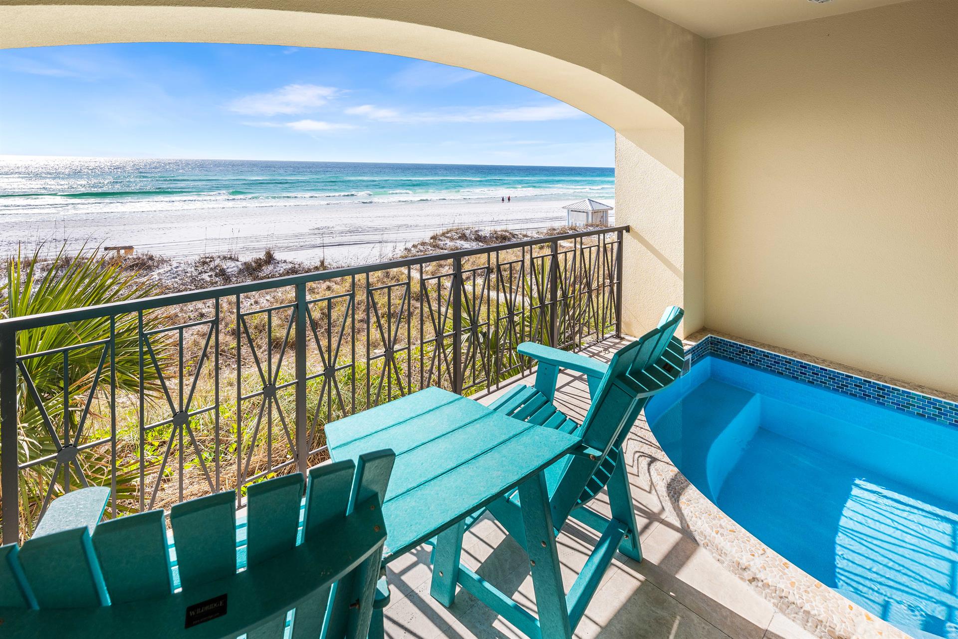 Private Splash Pool on the Beach