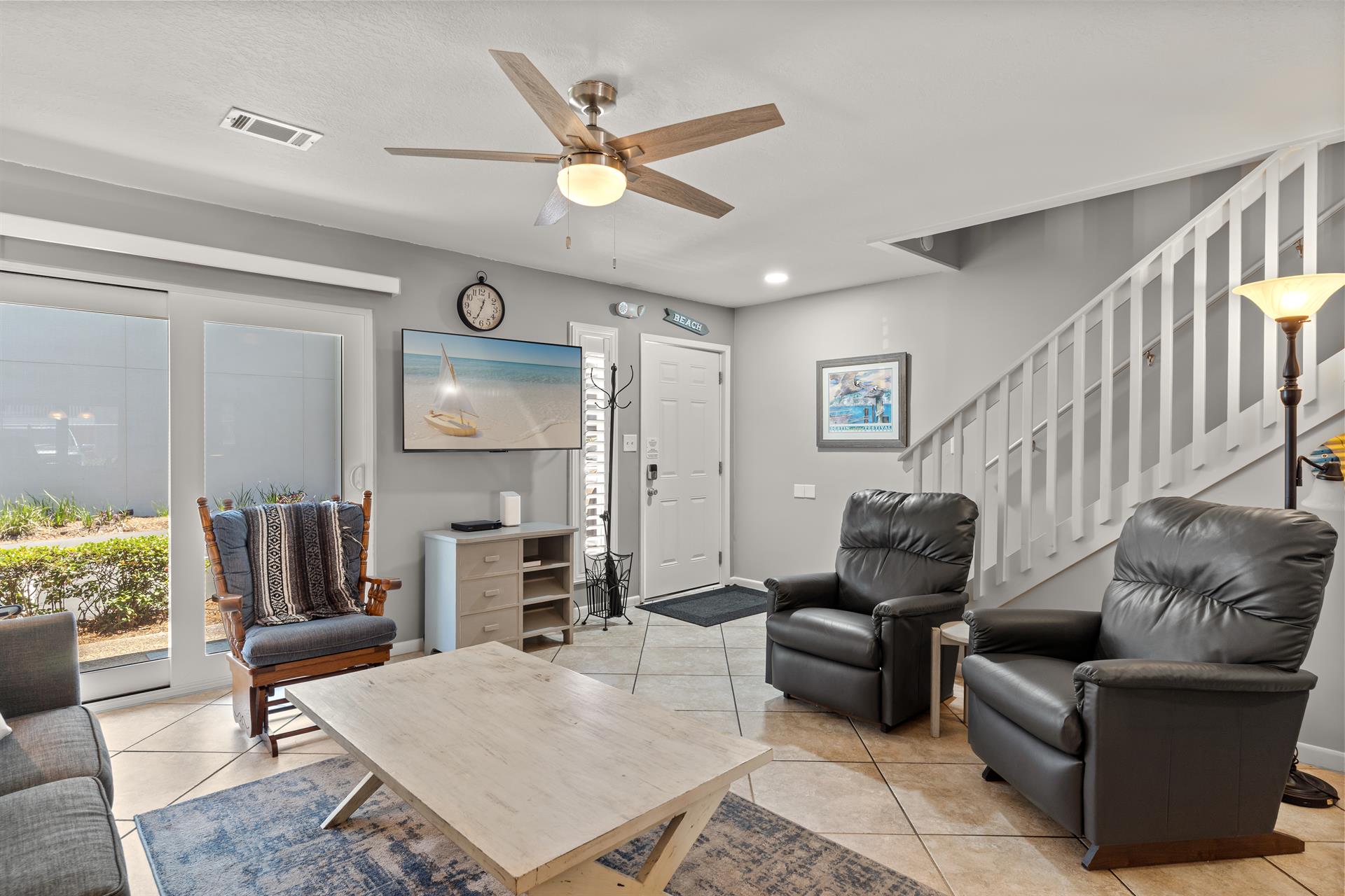 Living room with access to Patio