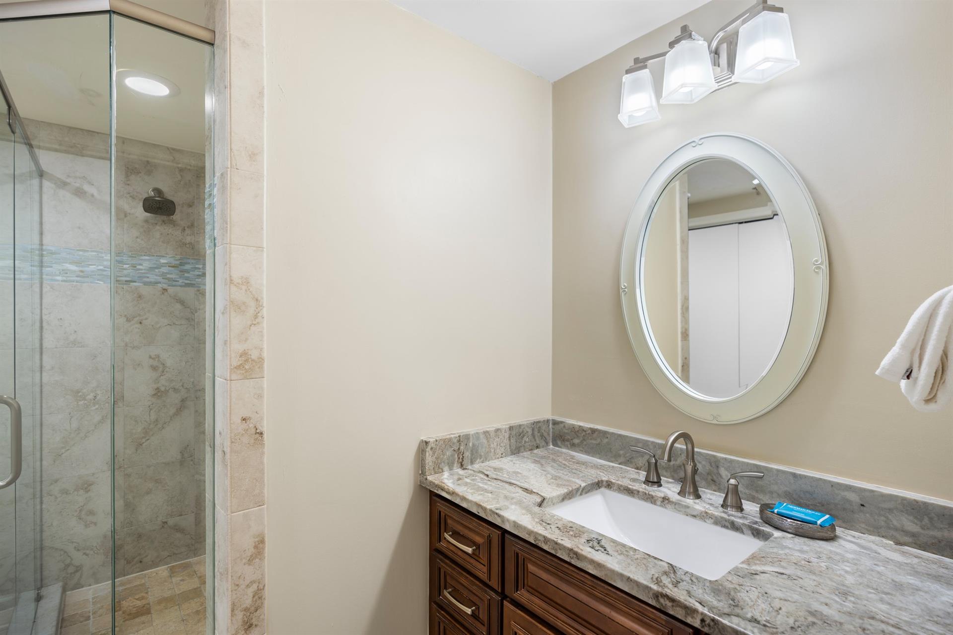 Bathroom 2 Vanity
