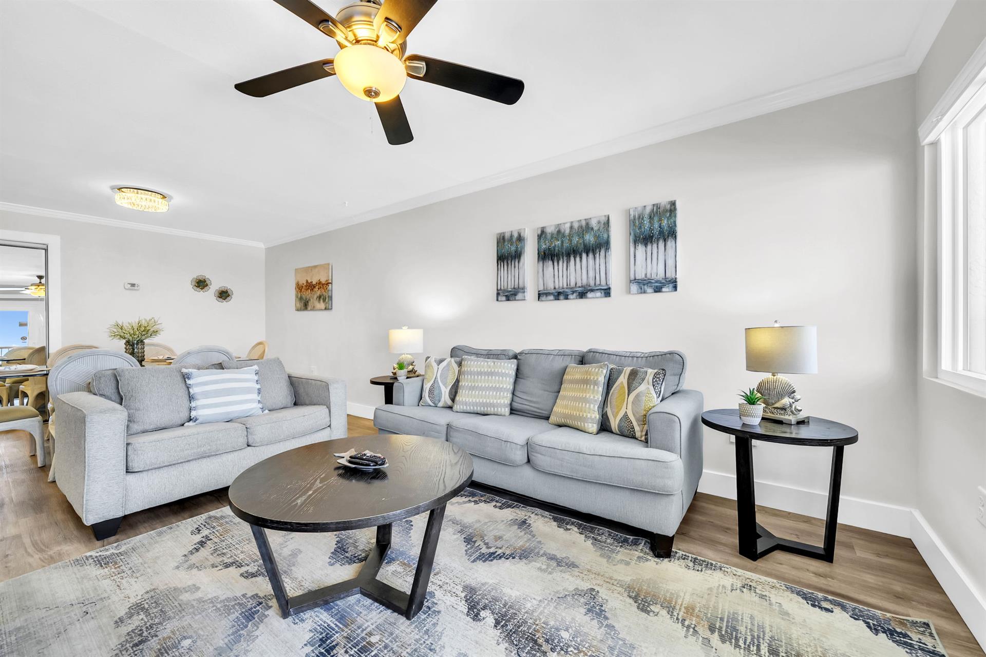 Living area seating