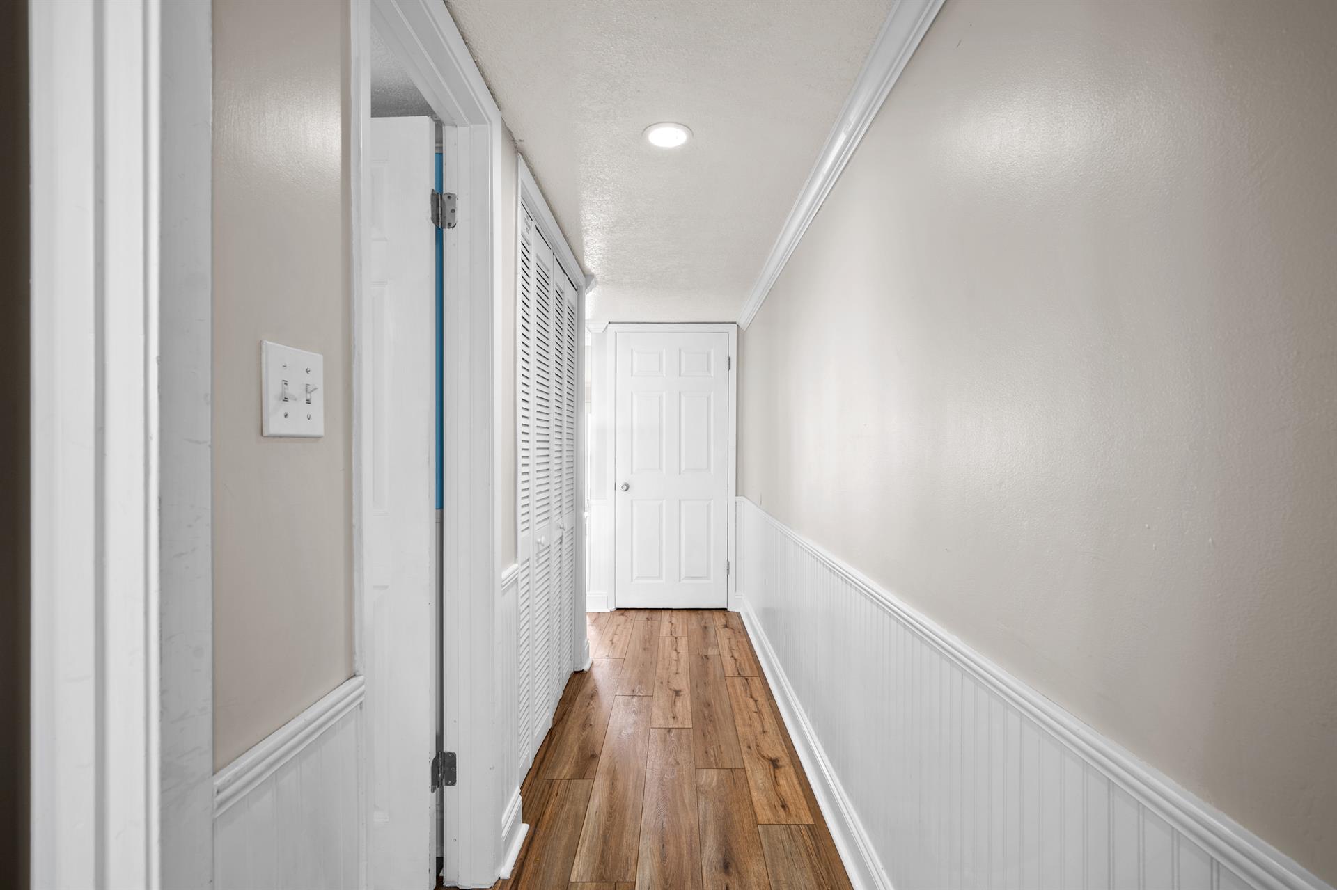 HSRC 306 Entryway Hallway