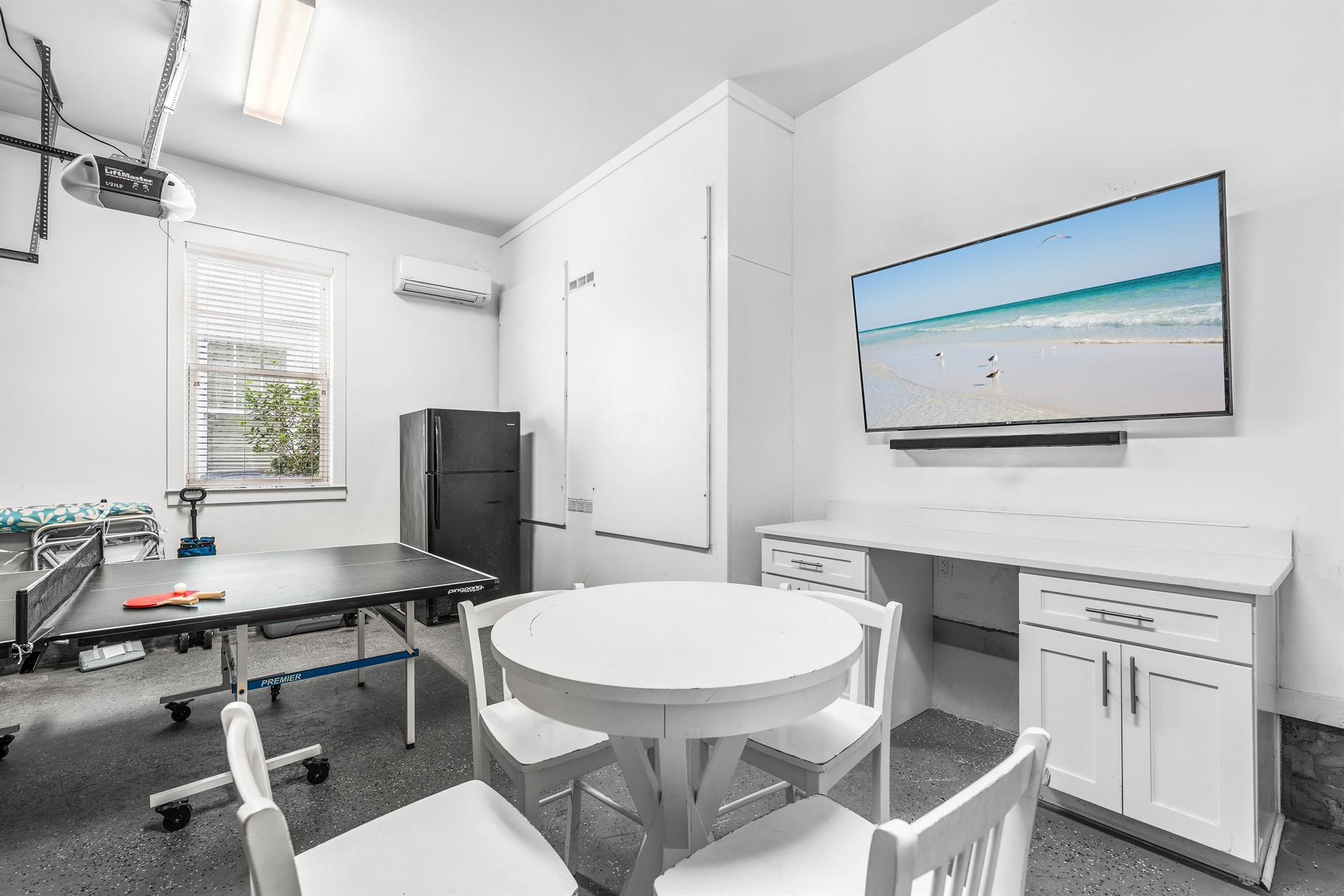 Ping Pong Refrigerator Freezer Flat Screen TV Card Table and Beach Gear Air Conditioned