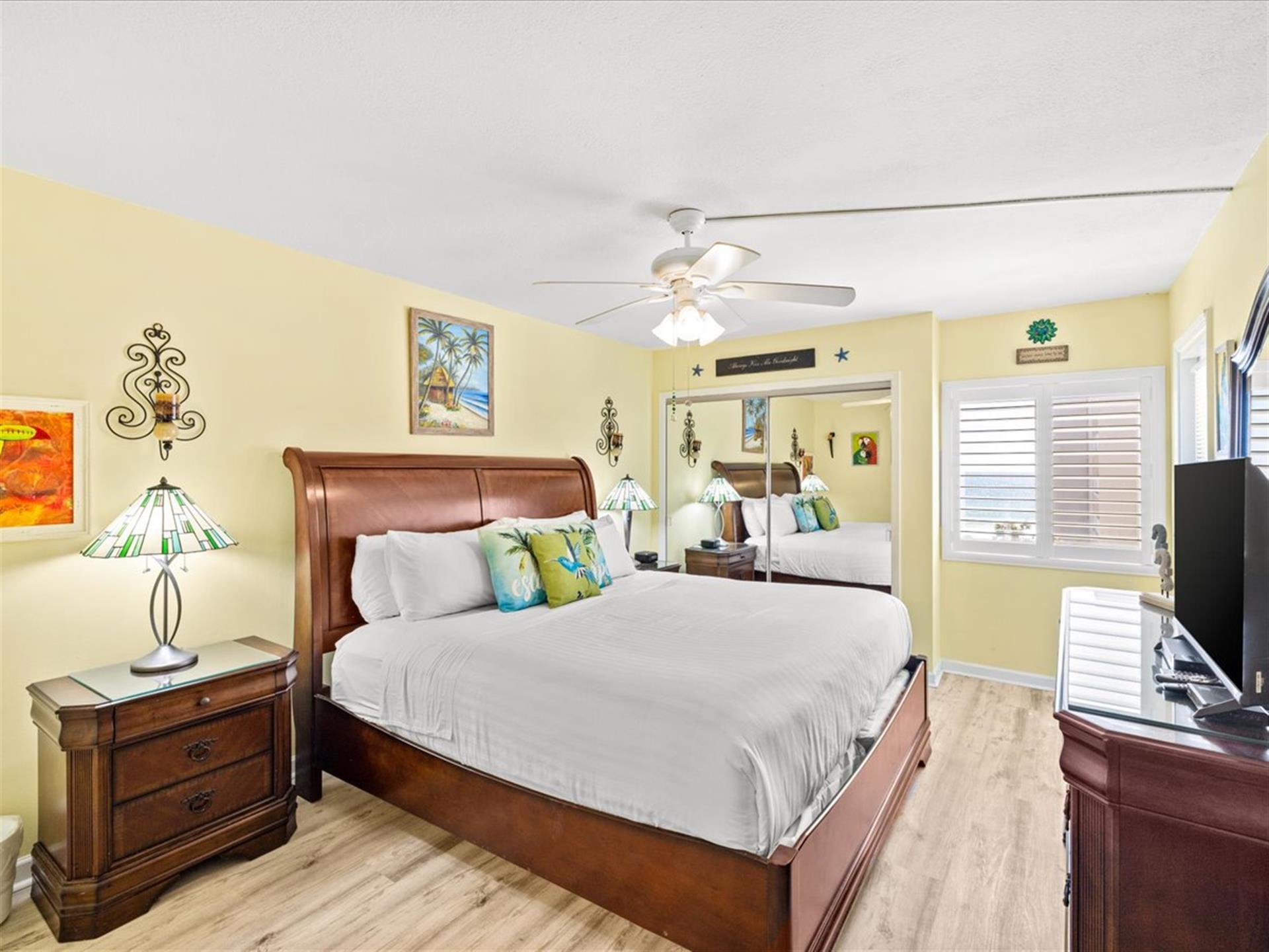 HSRC Master Bedroom With King Size Bed