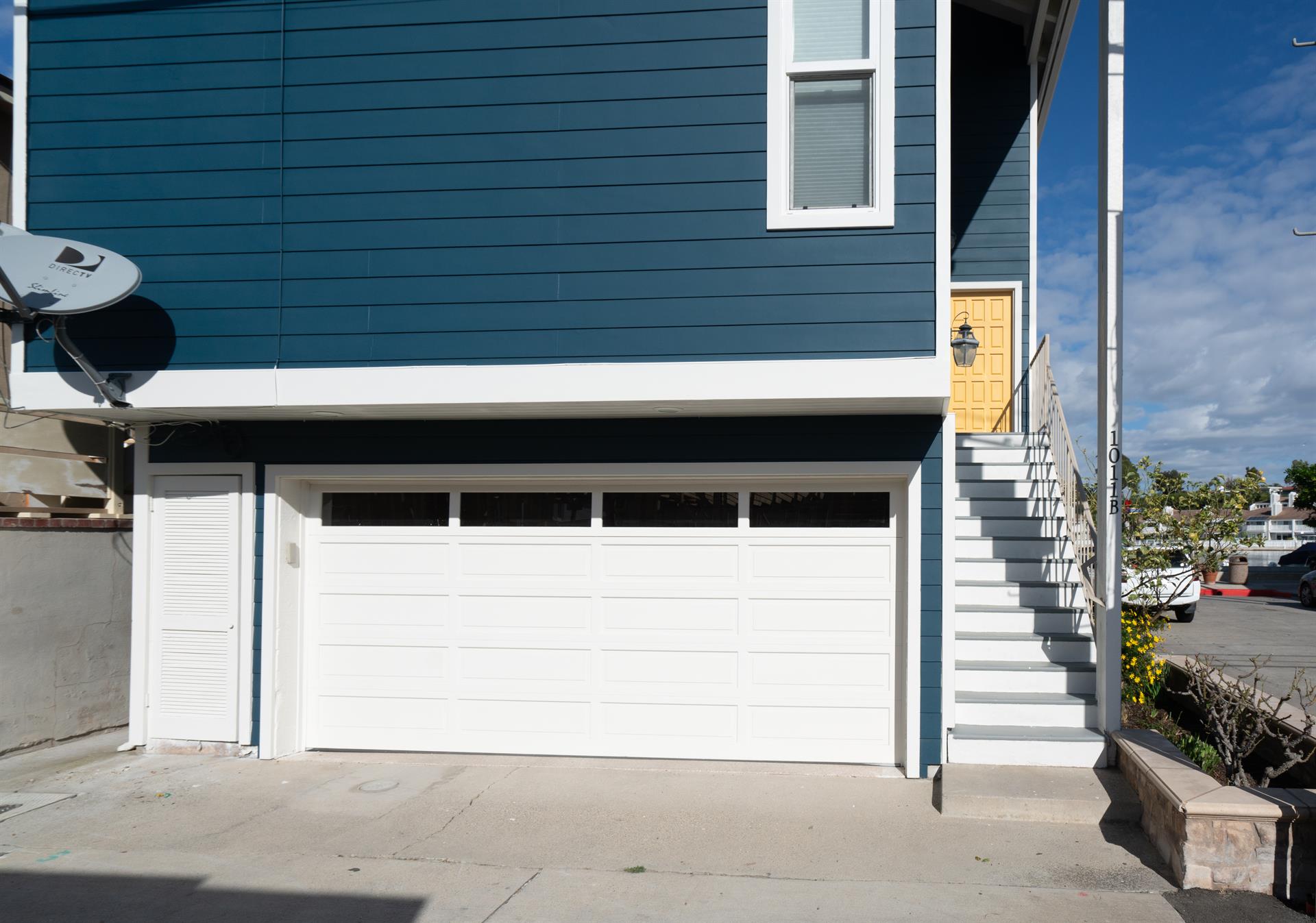 Unit B Garage Exterior