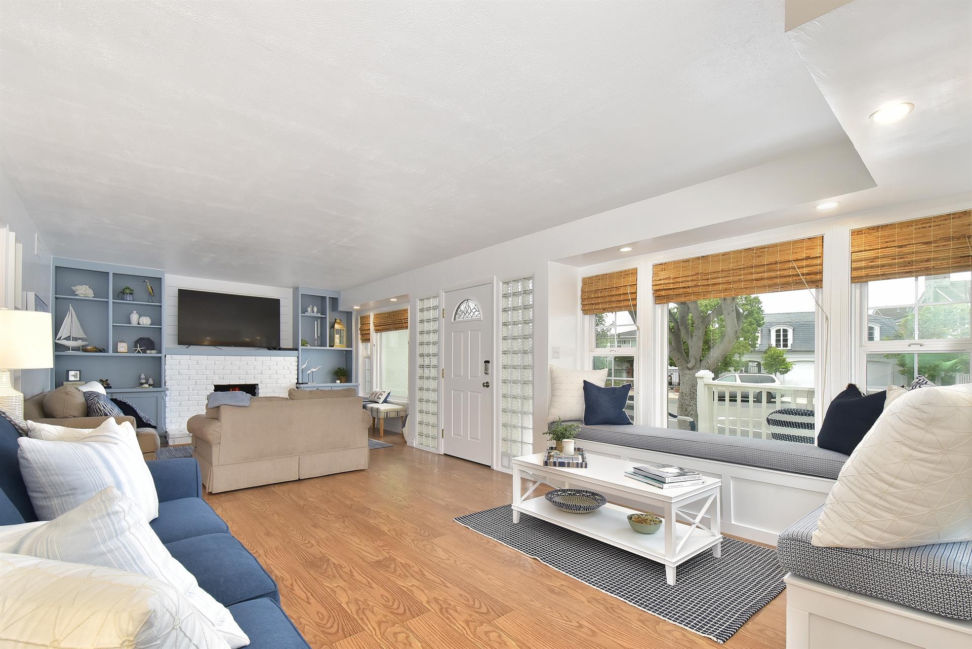 Sitting Room toward TV Area