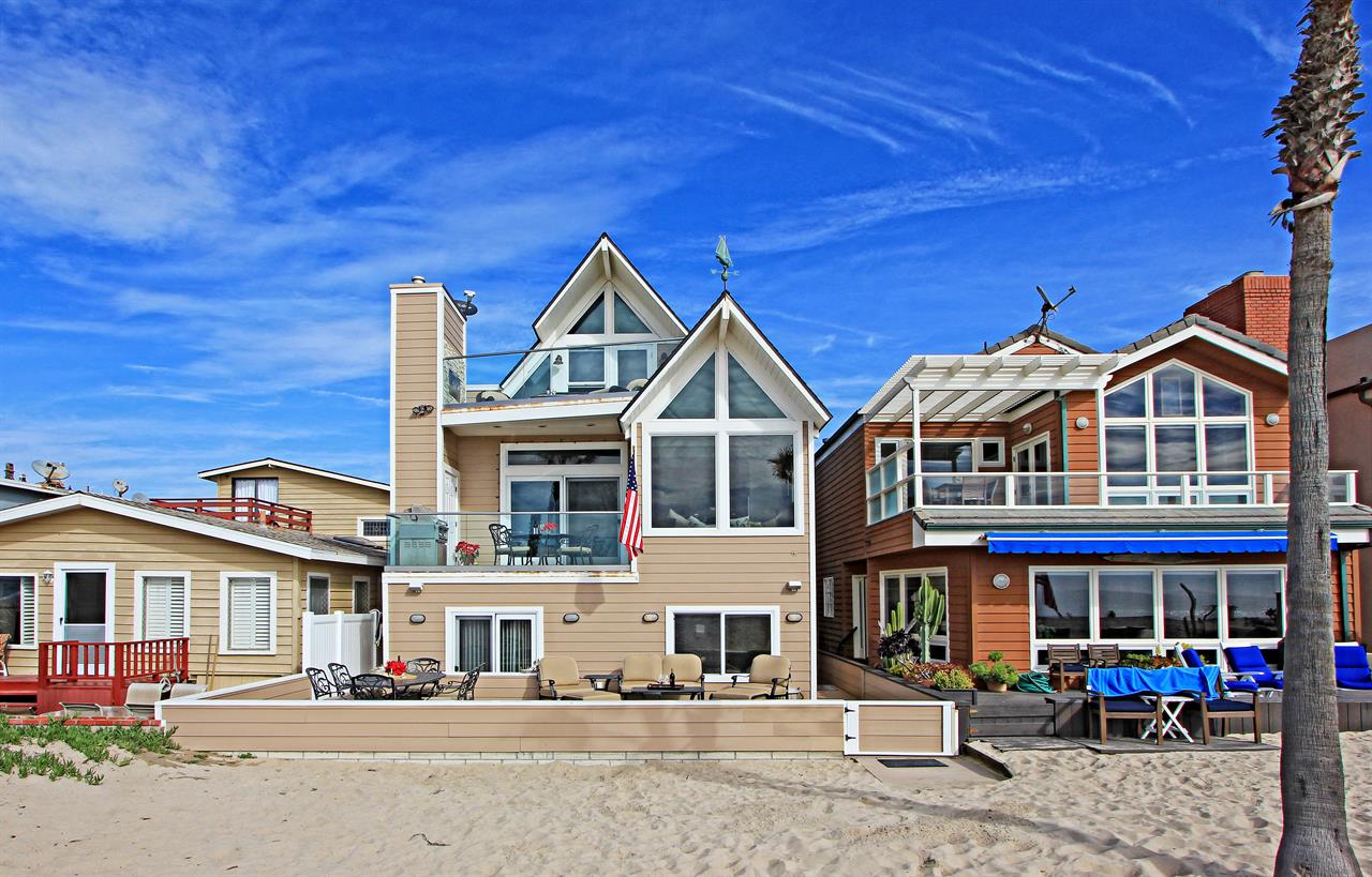 Beachside Exterior