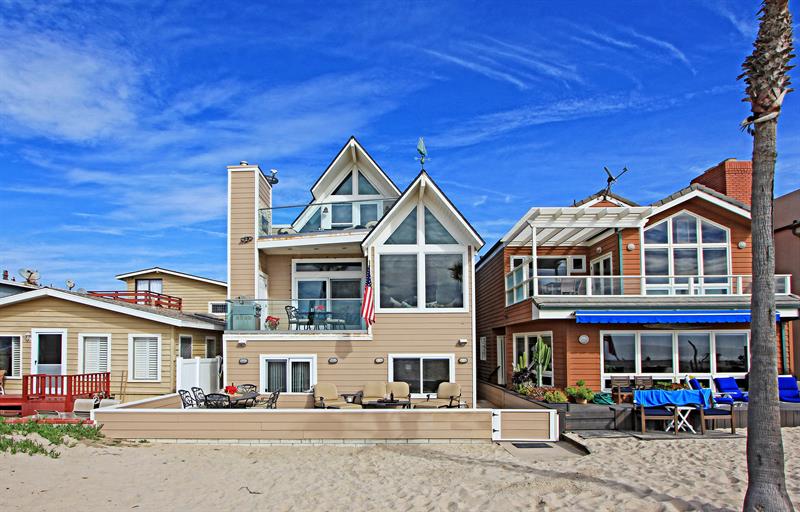 Beachside Exterior