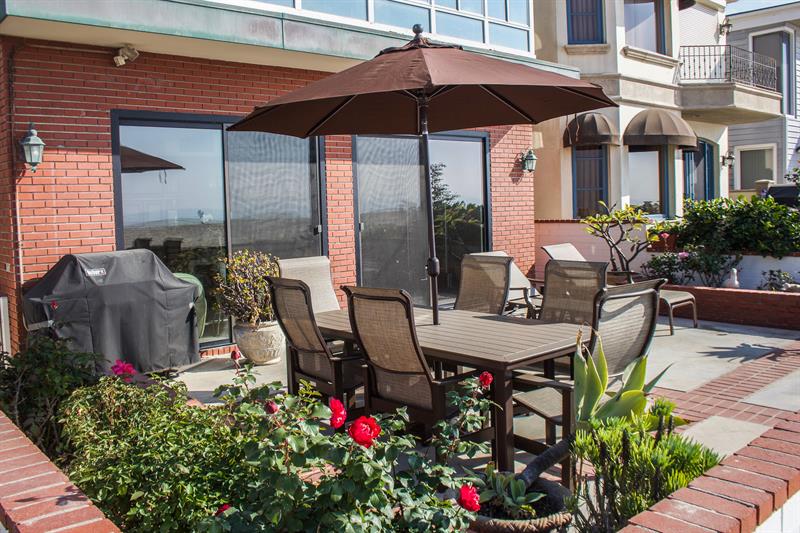 New Patio Furniture  Gas Grill