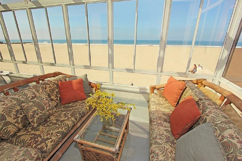 Master Bedroom Balcony