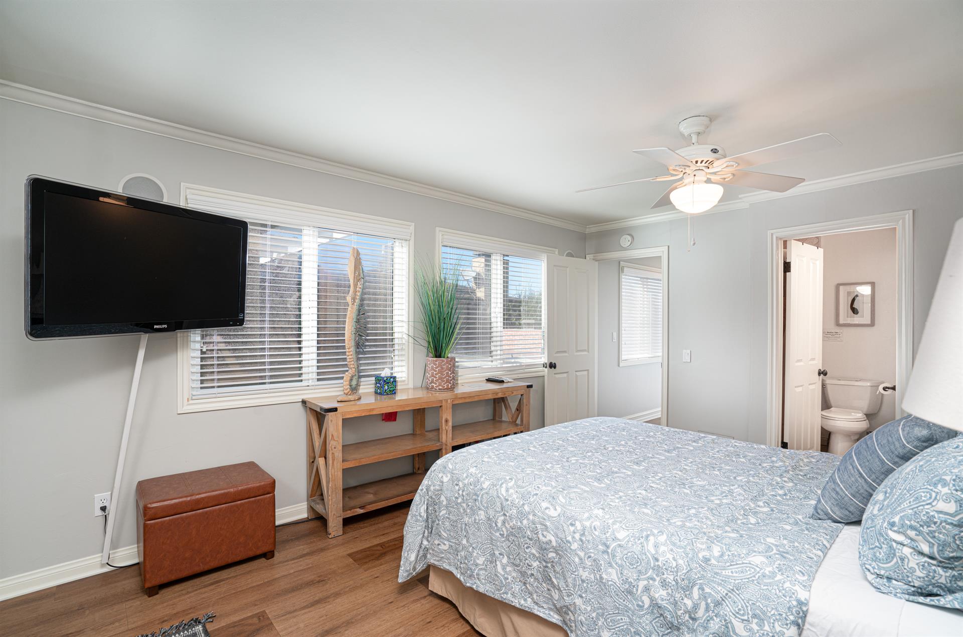 Unit A Back Bedroom 2