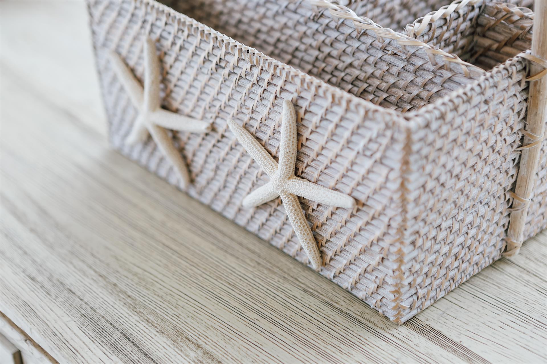 1400 Interior Details