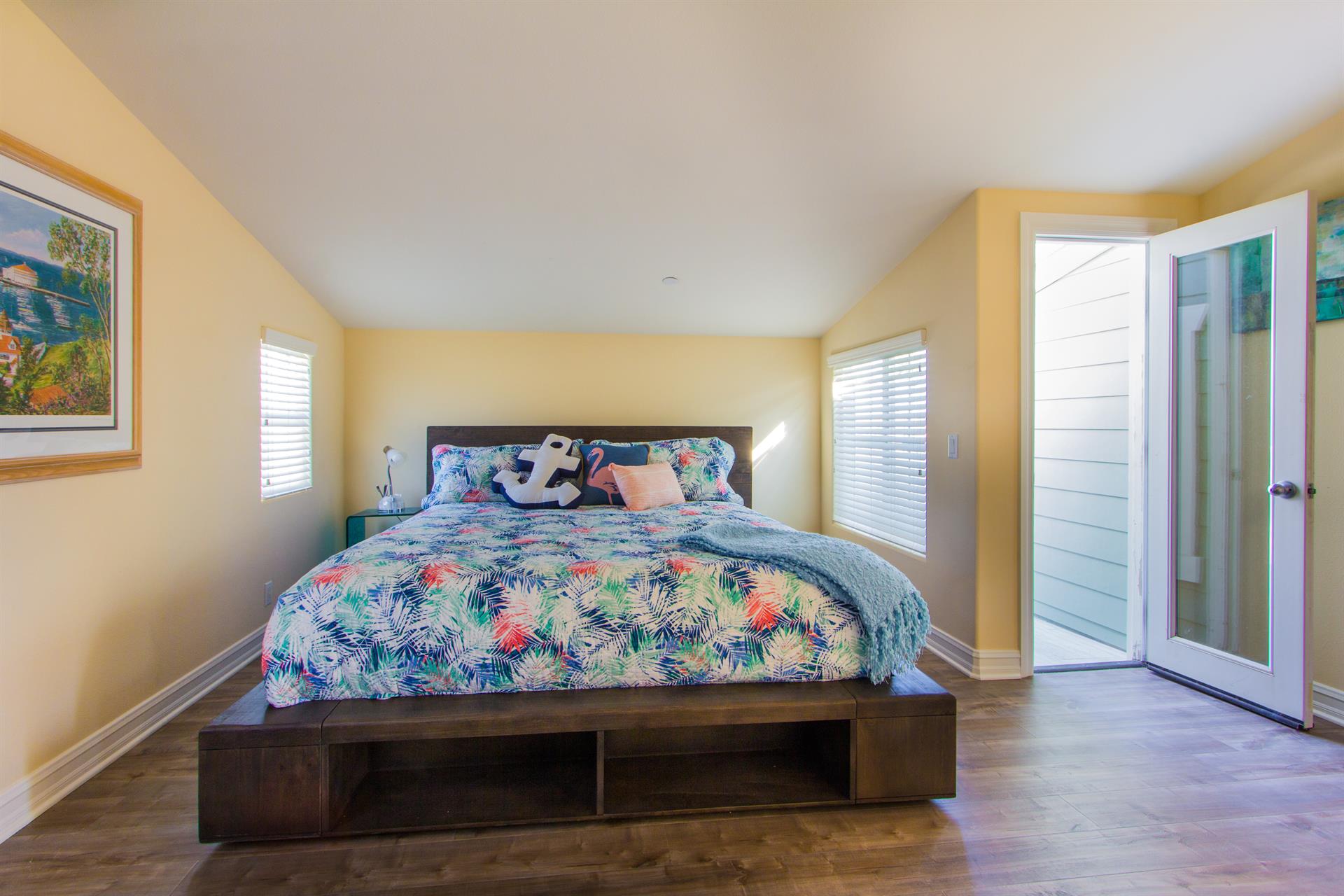 Bedroom with access to deck