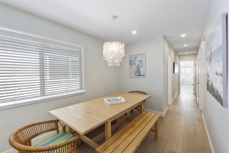 upper unit dining area