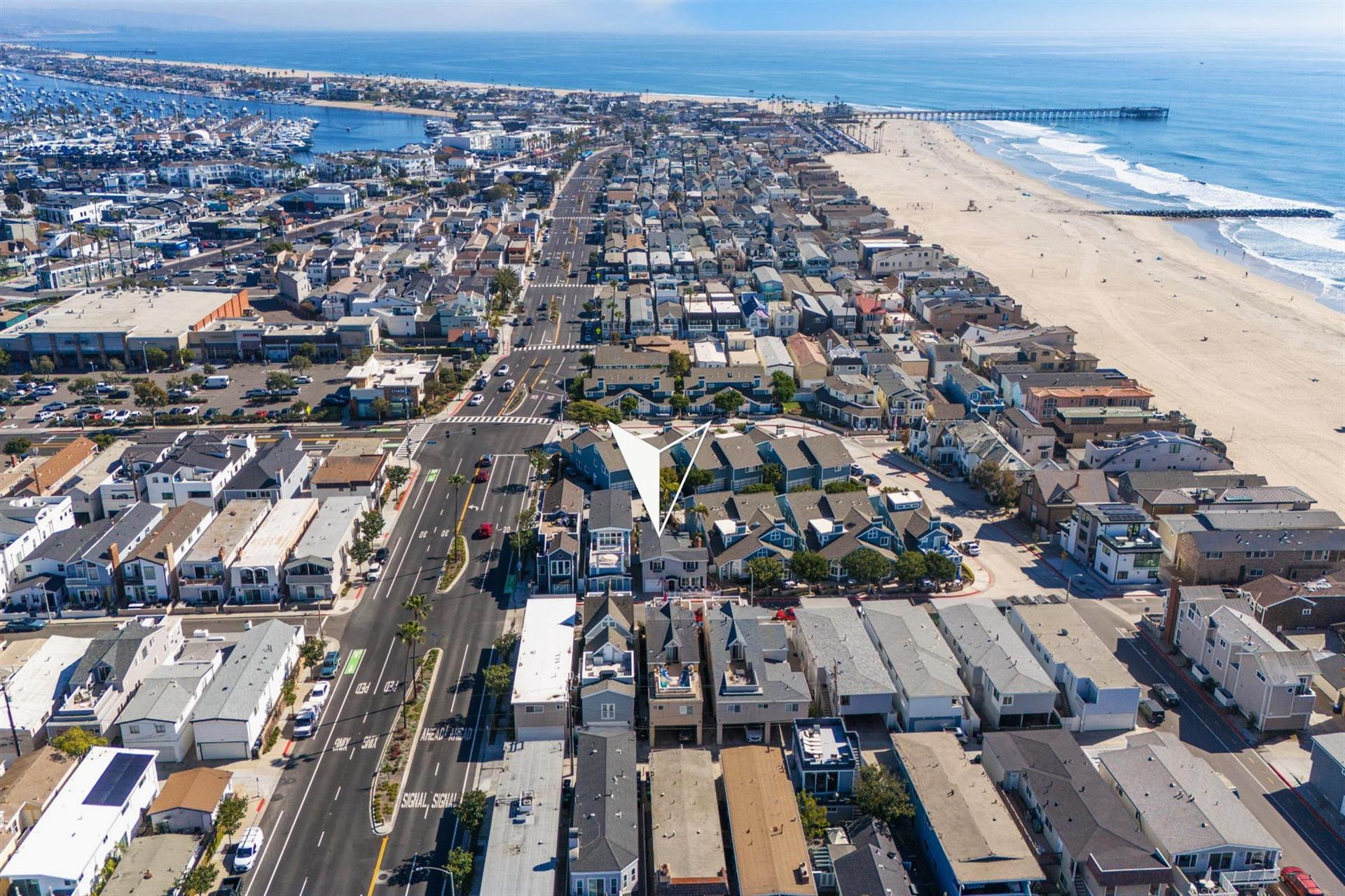 Areal view of home  surrounding area