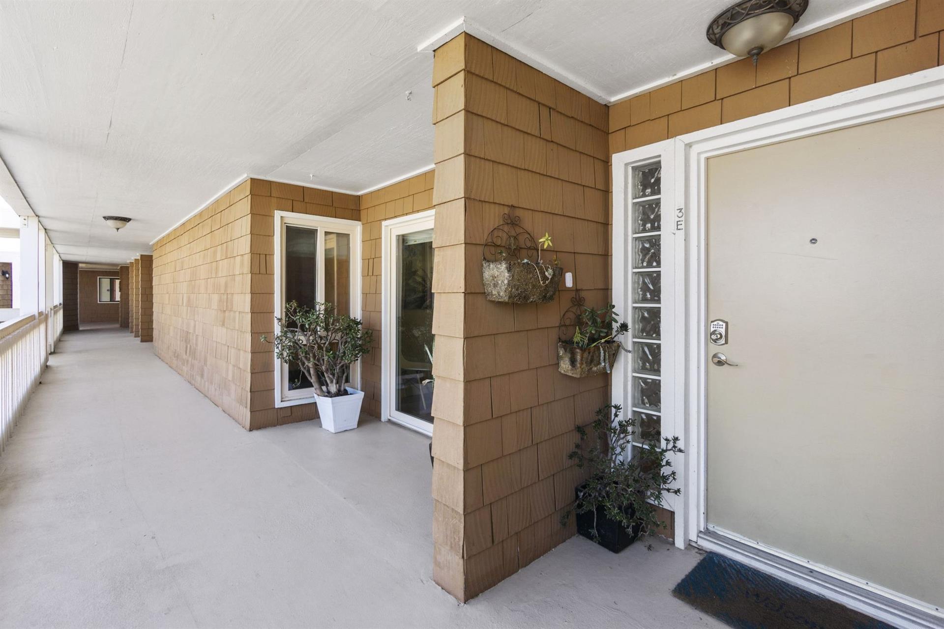Front door entry way of unit