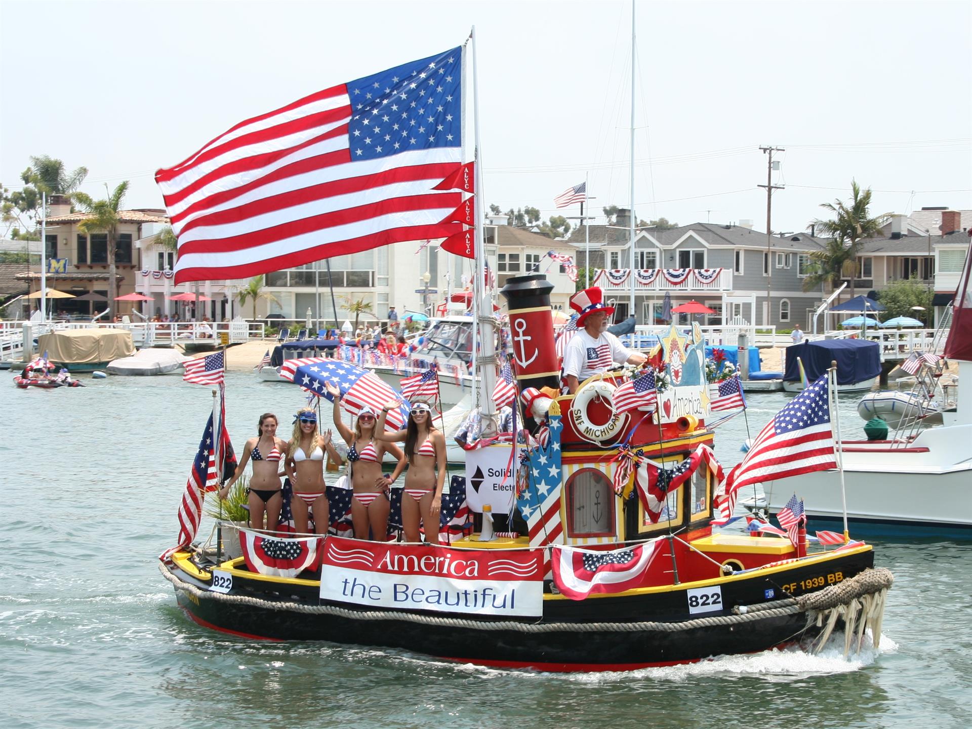4thofJulyParadeOldGloryBoatParadeNewportBeachHarbor 4thofJulyParadeOldGloryBoatParadeNewportBeachHarbor