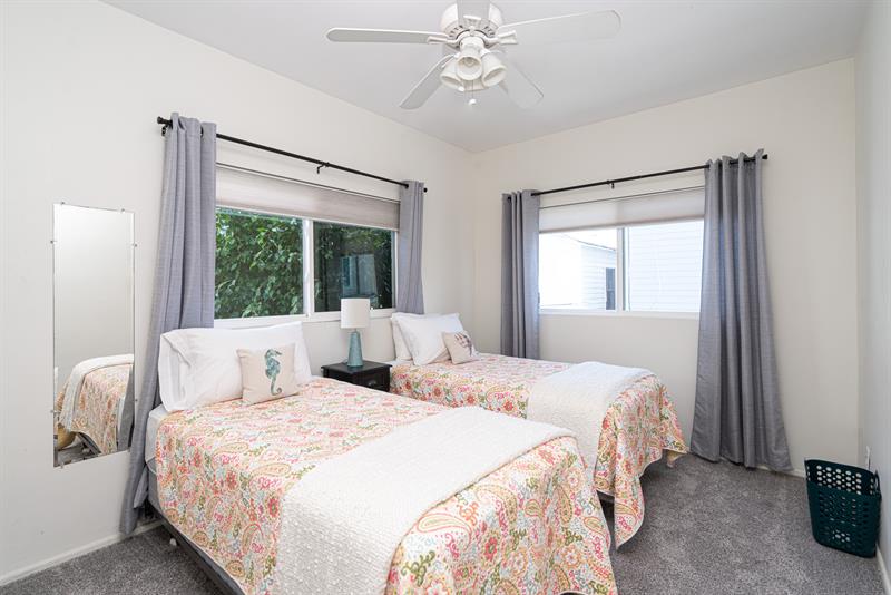 Unit B Twin Bedroom 2