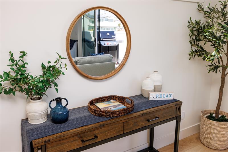 Entryway table