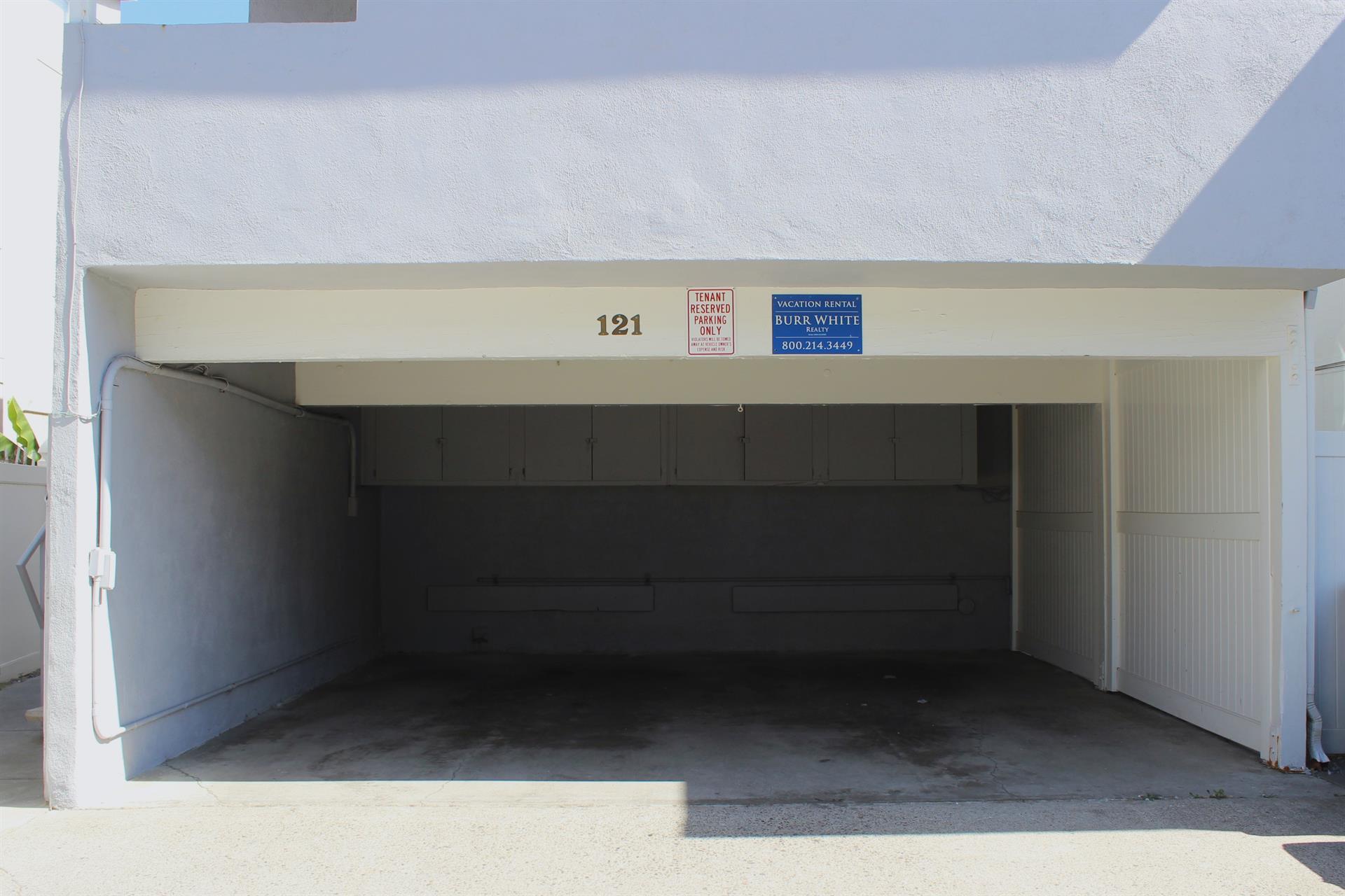 121 33rd St Unit A  B Parking