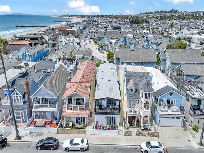 Aerial view of home from street