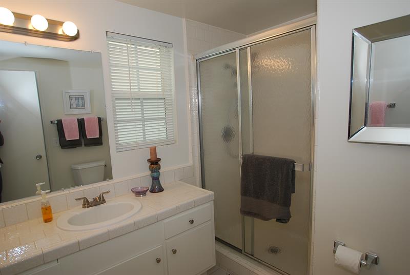 Unit A Bathroom 2