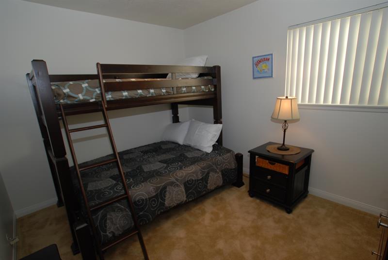 Unit B Bedroom 1 Twin