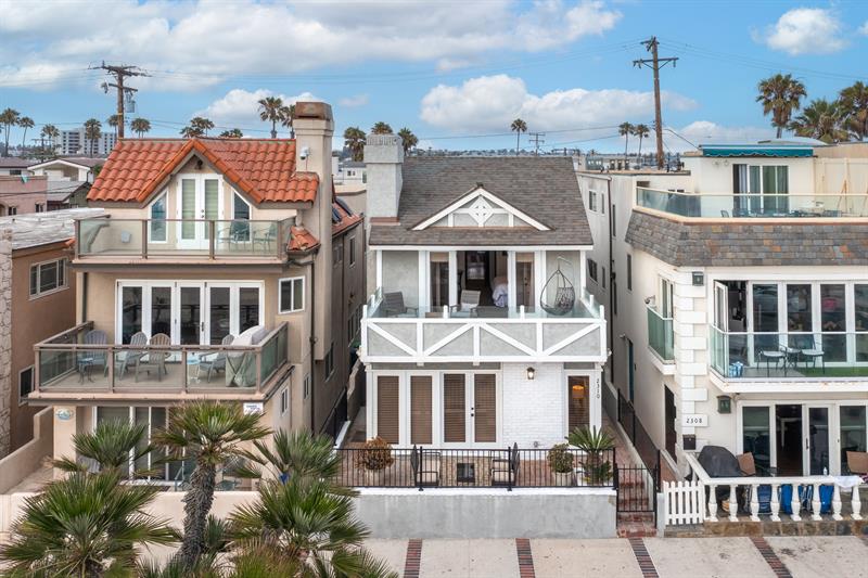 Front of Home Aerial View