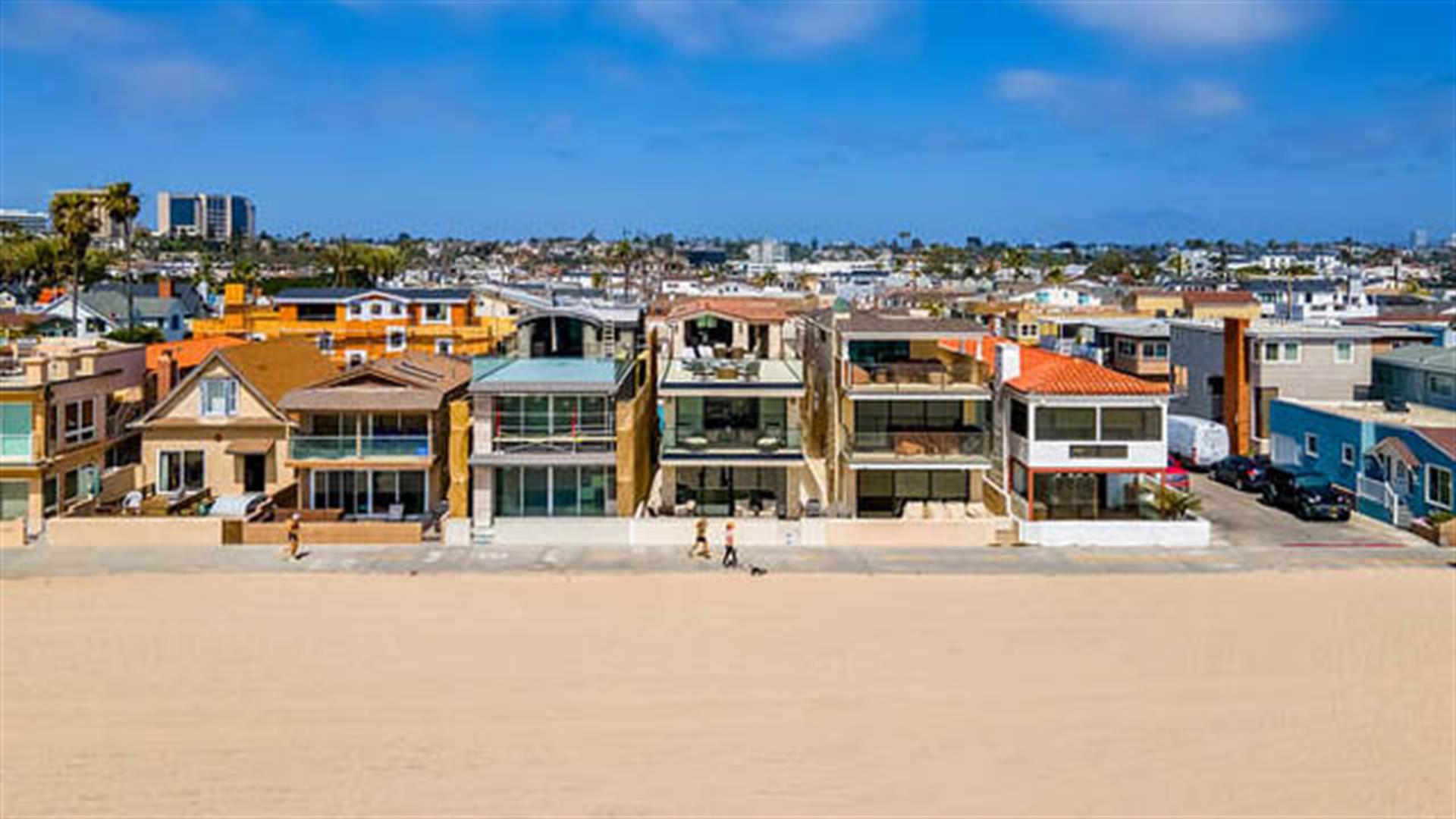 Aerial view of the Front of Home from the Beach