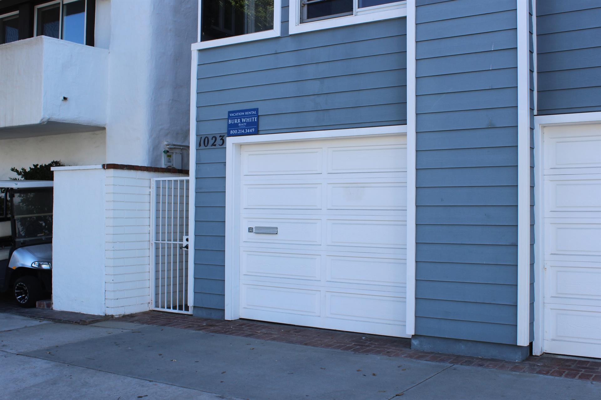 1023 E. Balboa Blvd. Garage