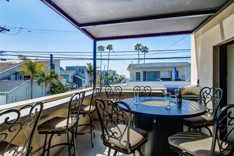 Covered deck seating