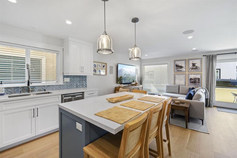 Kitchen  Island seating