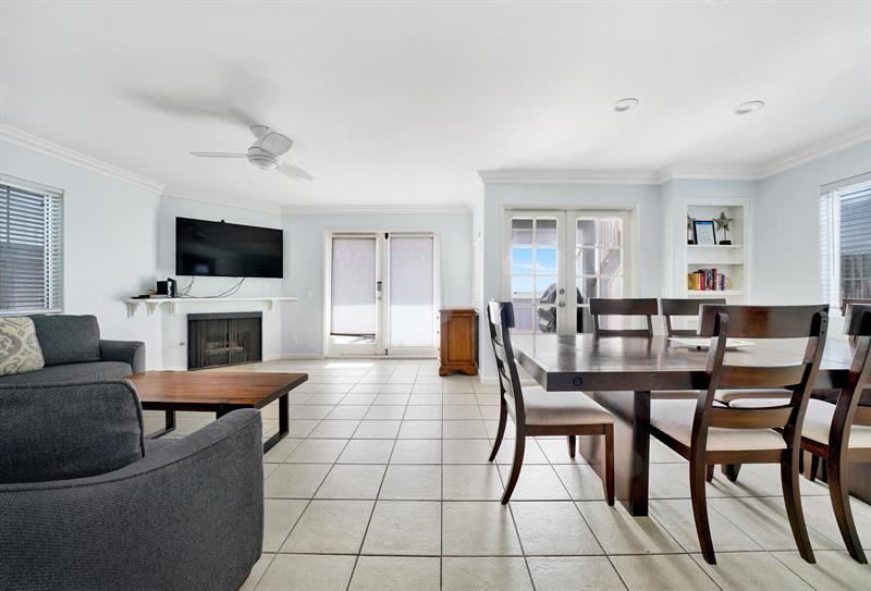 Living  Dining Area with Tv