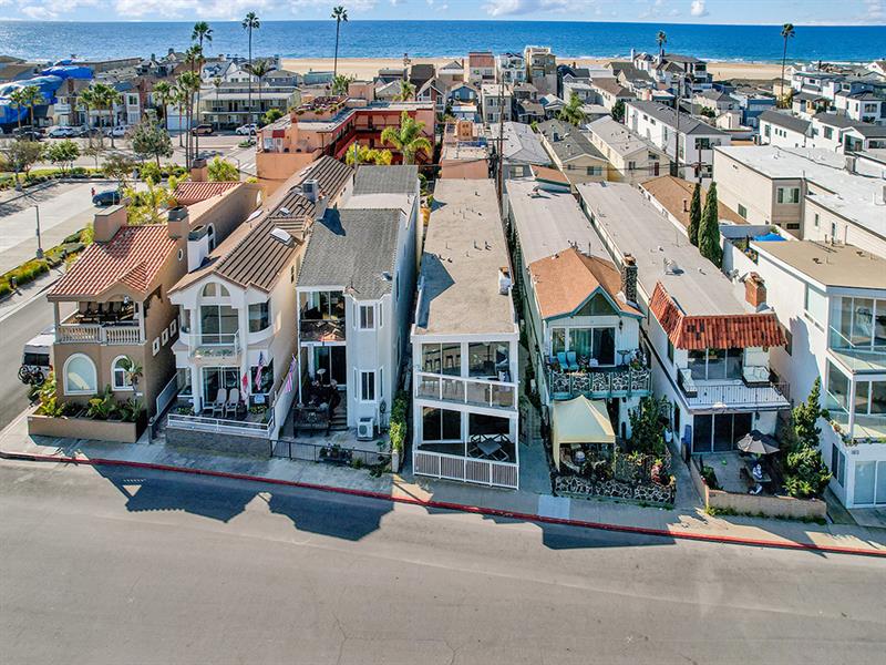 Aerial street view of home