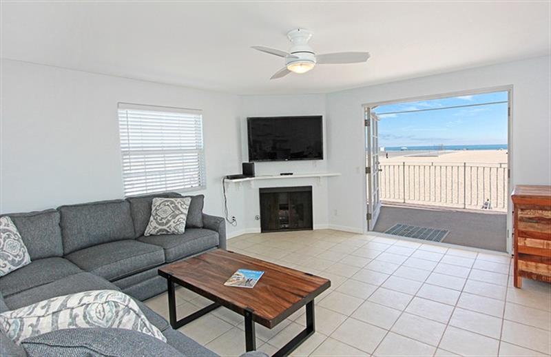 Unit B Living Room Tv