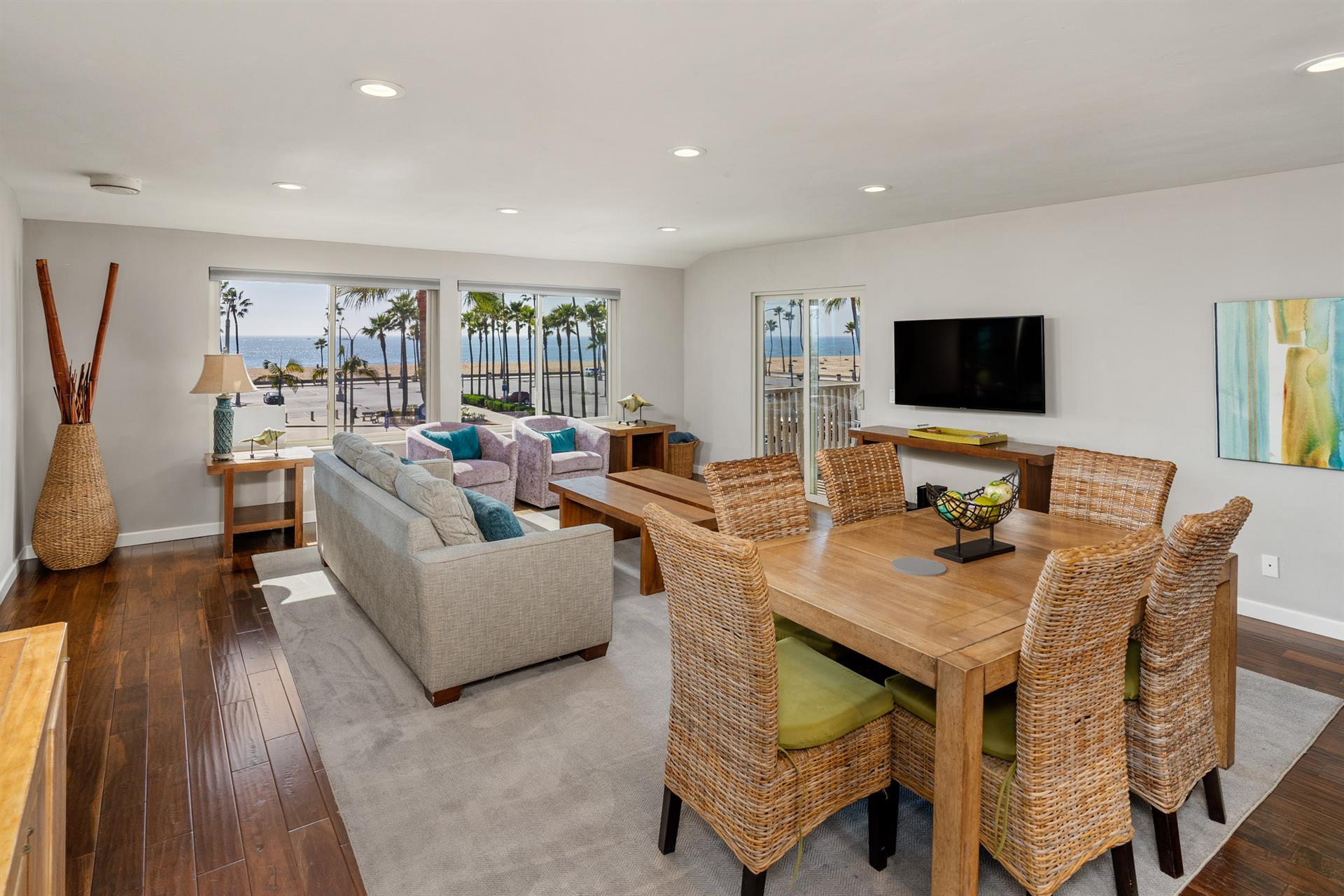 Living Room  Dining Area
