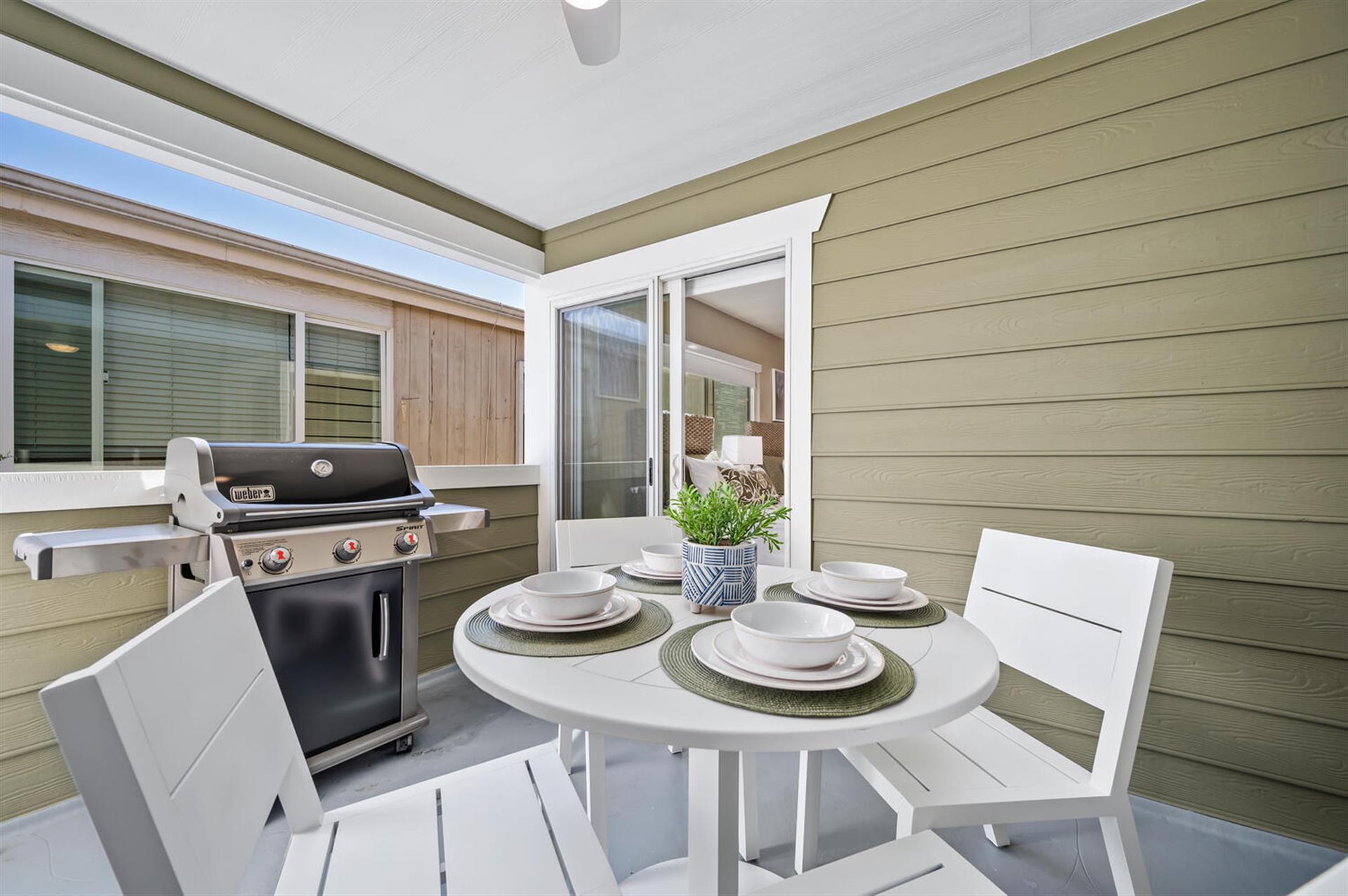 001 Covered patio  BBQ